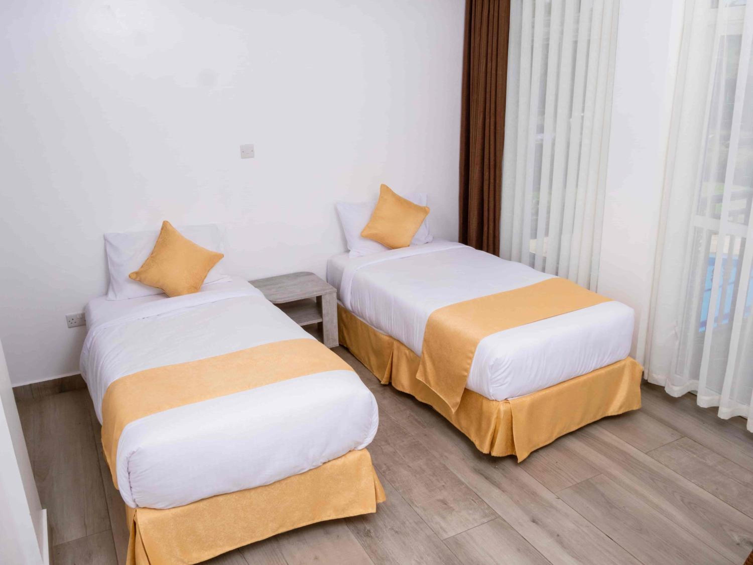 Twin Room - Photo 1