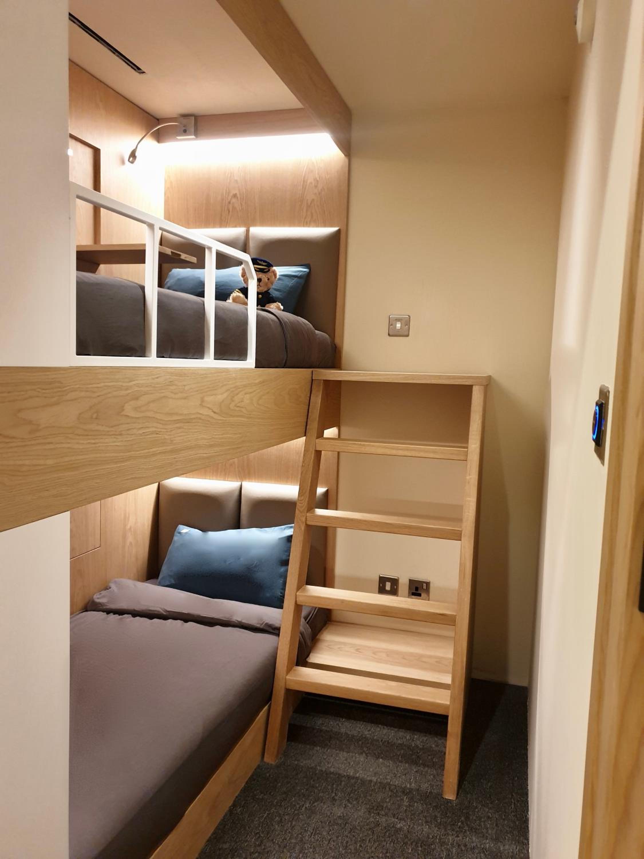 YAWN Bunk Bed Cabin - 8 Hour Night Stay from 23:00-07:00 hrs (11pm-7am) photo 3