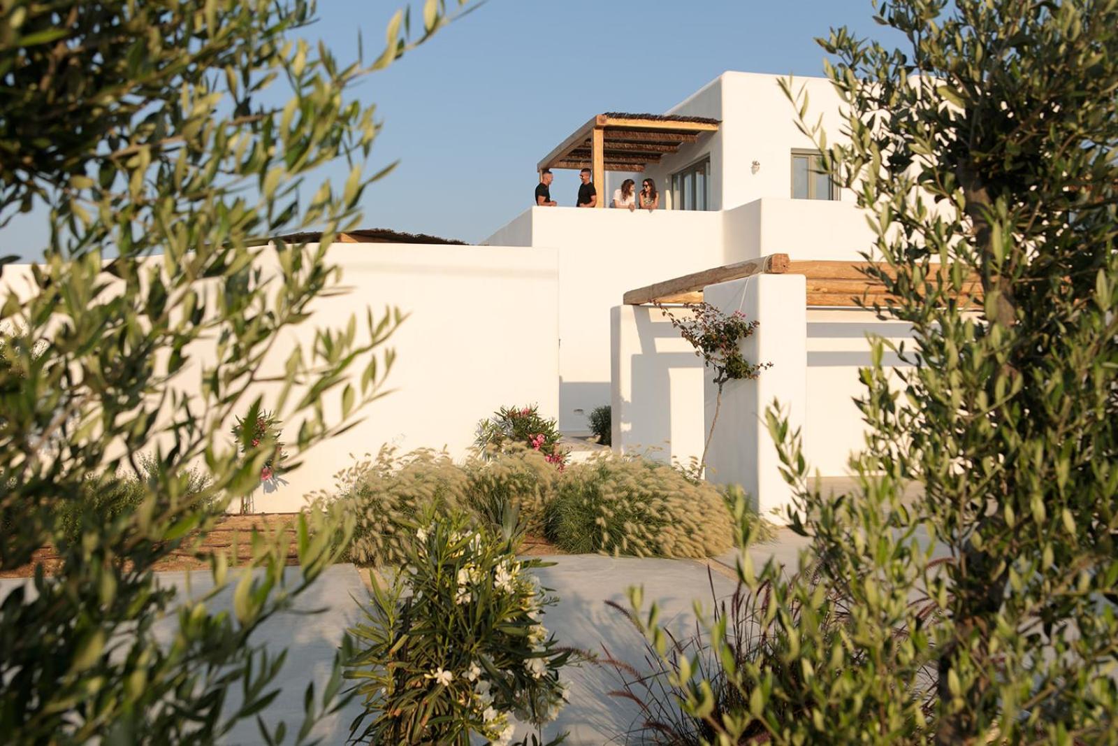 Villa with Private Pool - Photo 49