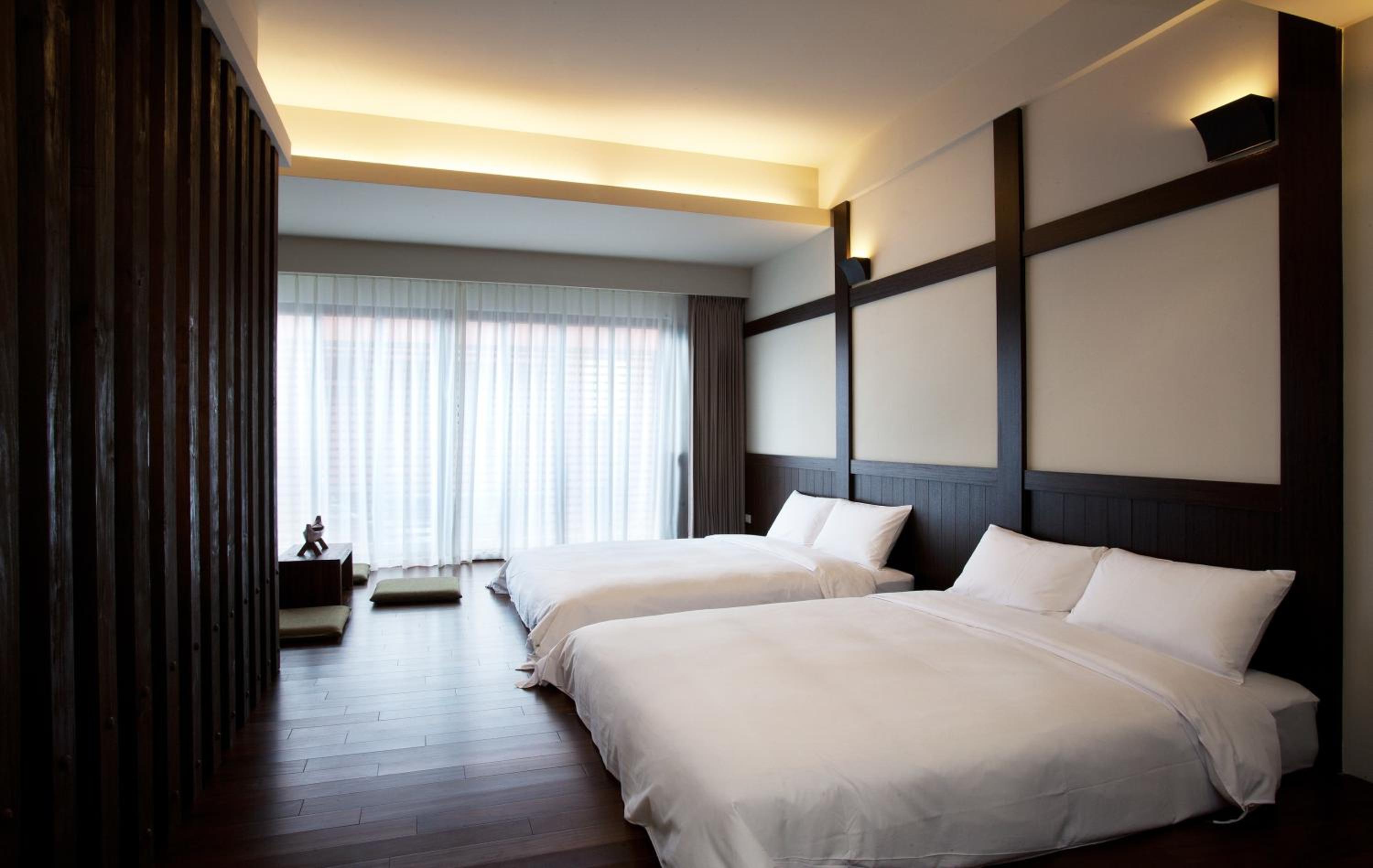 Japanese-Style Quadruple Room with Bath  photo 2