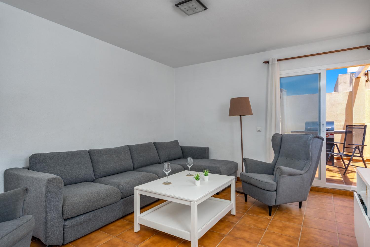 Apartamento de Cuatro Habitaciones
