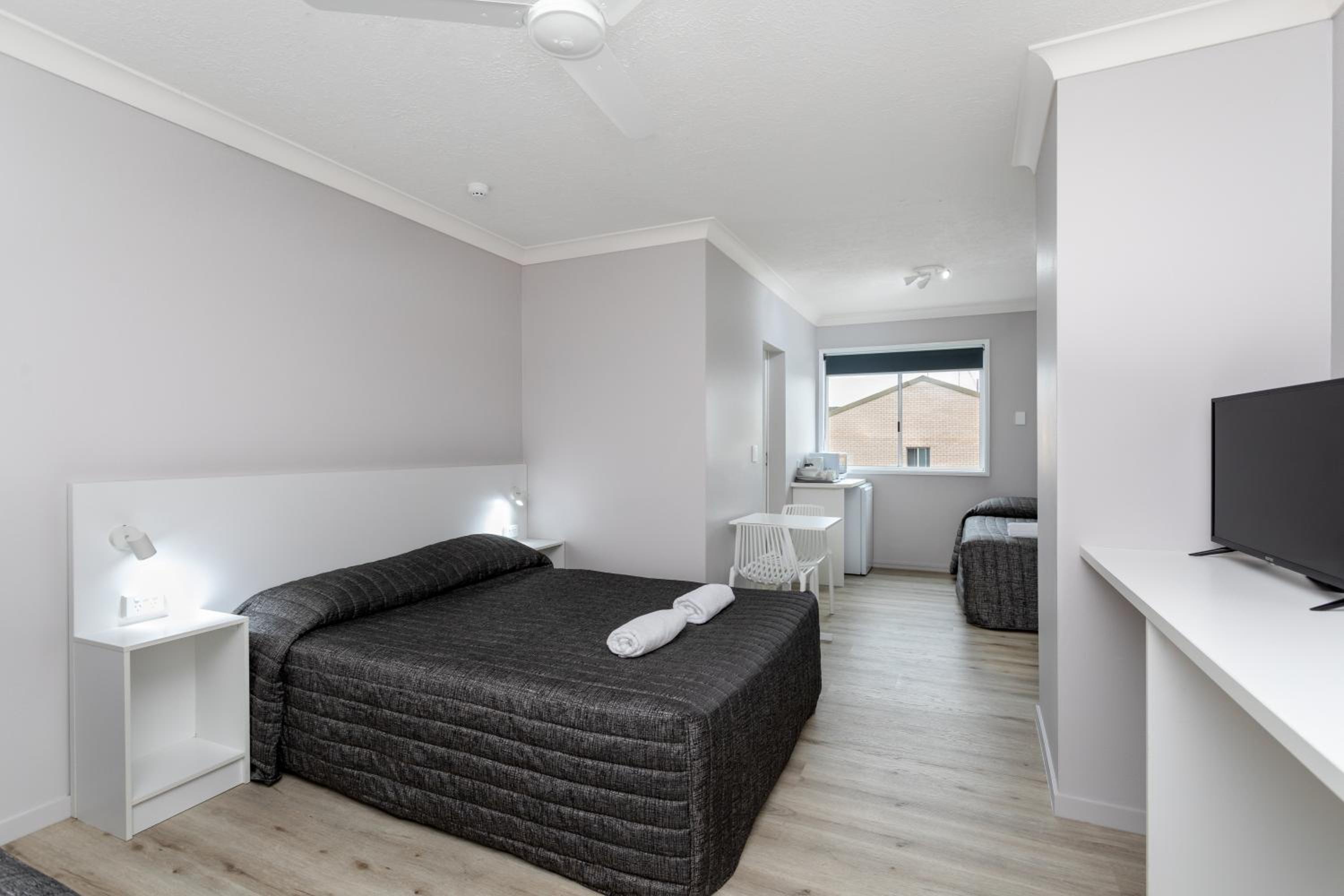 Quadruple Room - Stair Access Only (Parking subject to availability) photo 1