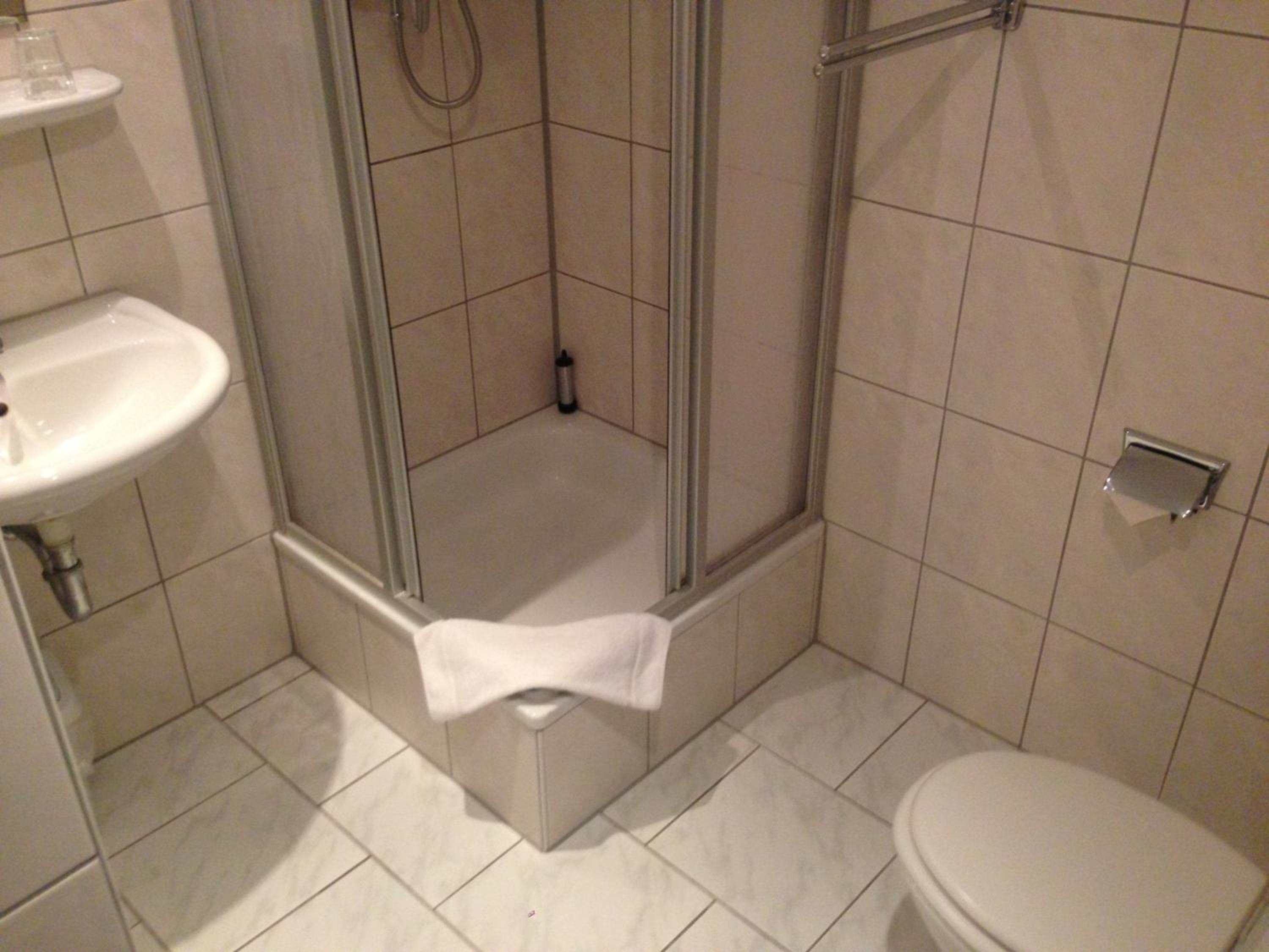 Single Room photo 3