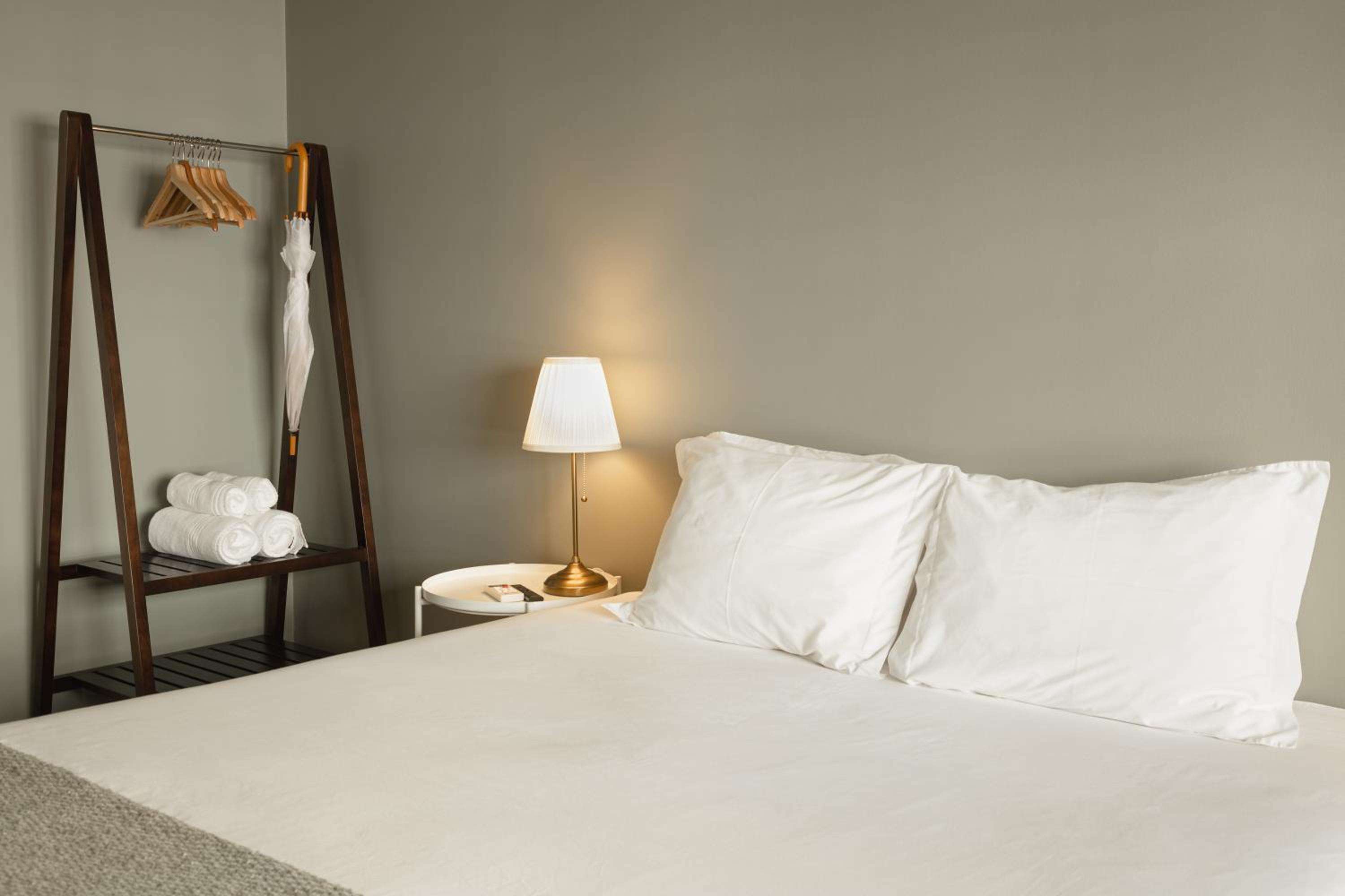 Standard Suite - Photo 2