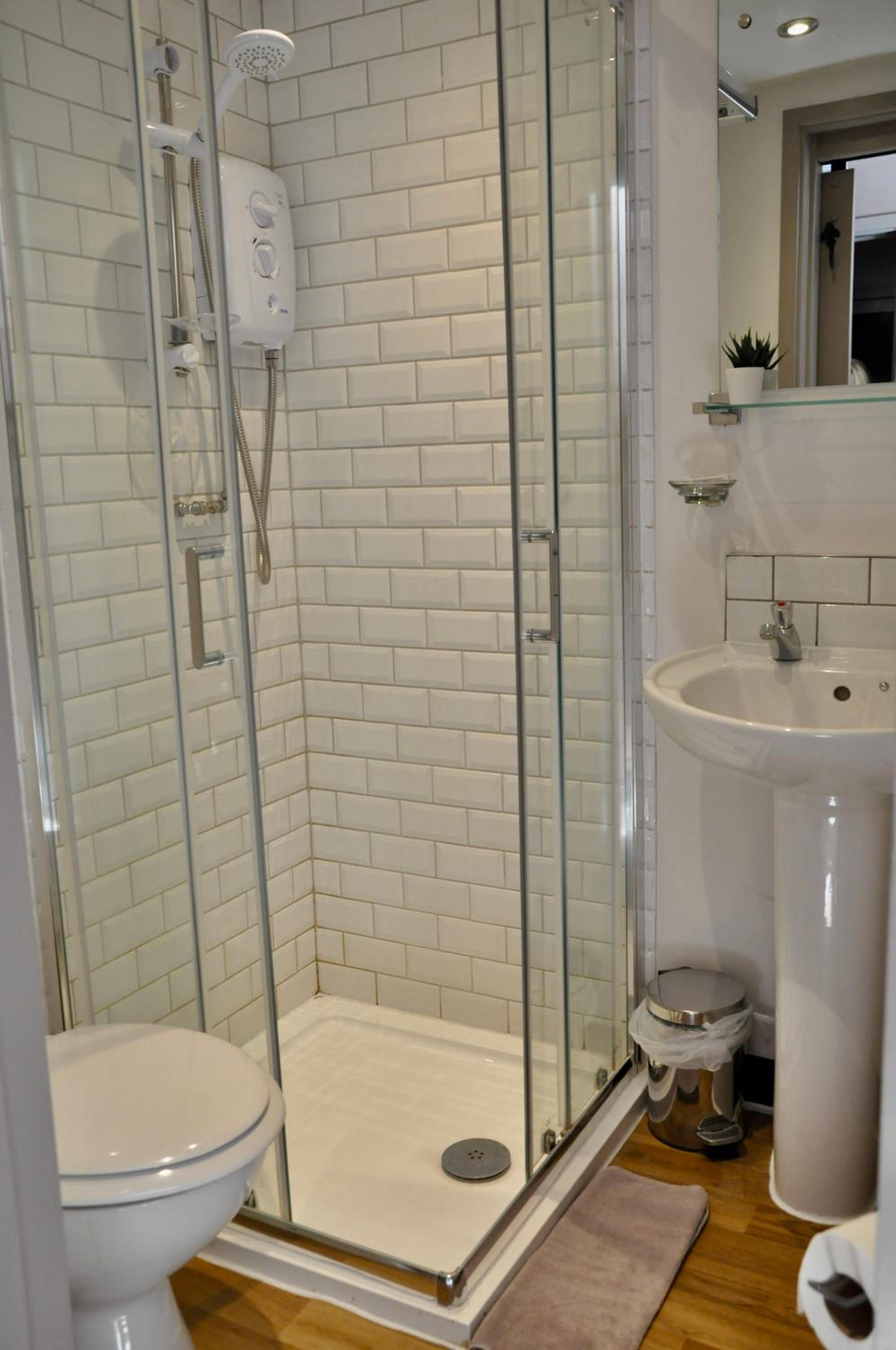 Single Room photo 2