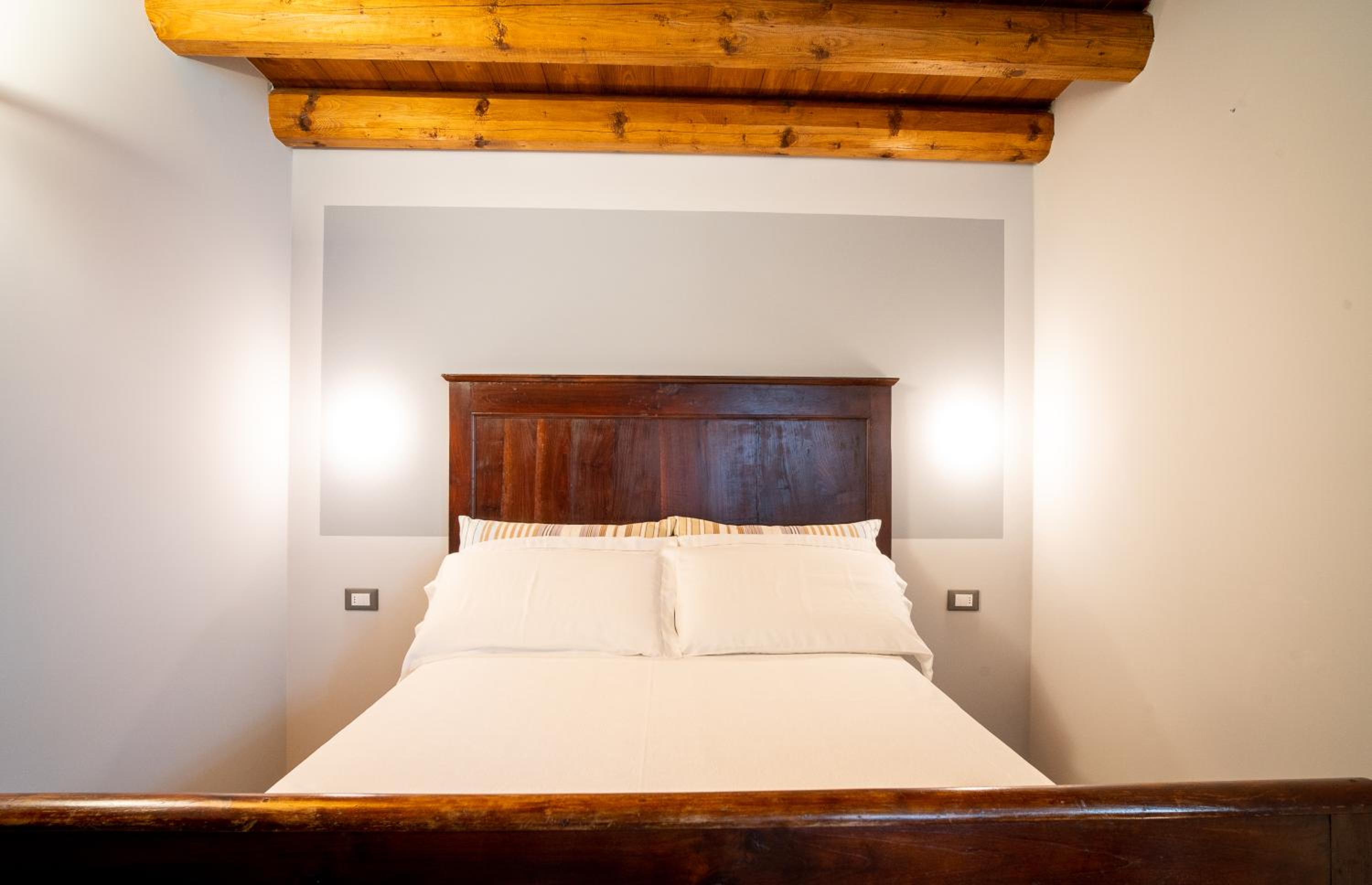 Double or Twin Room - Photo 1