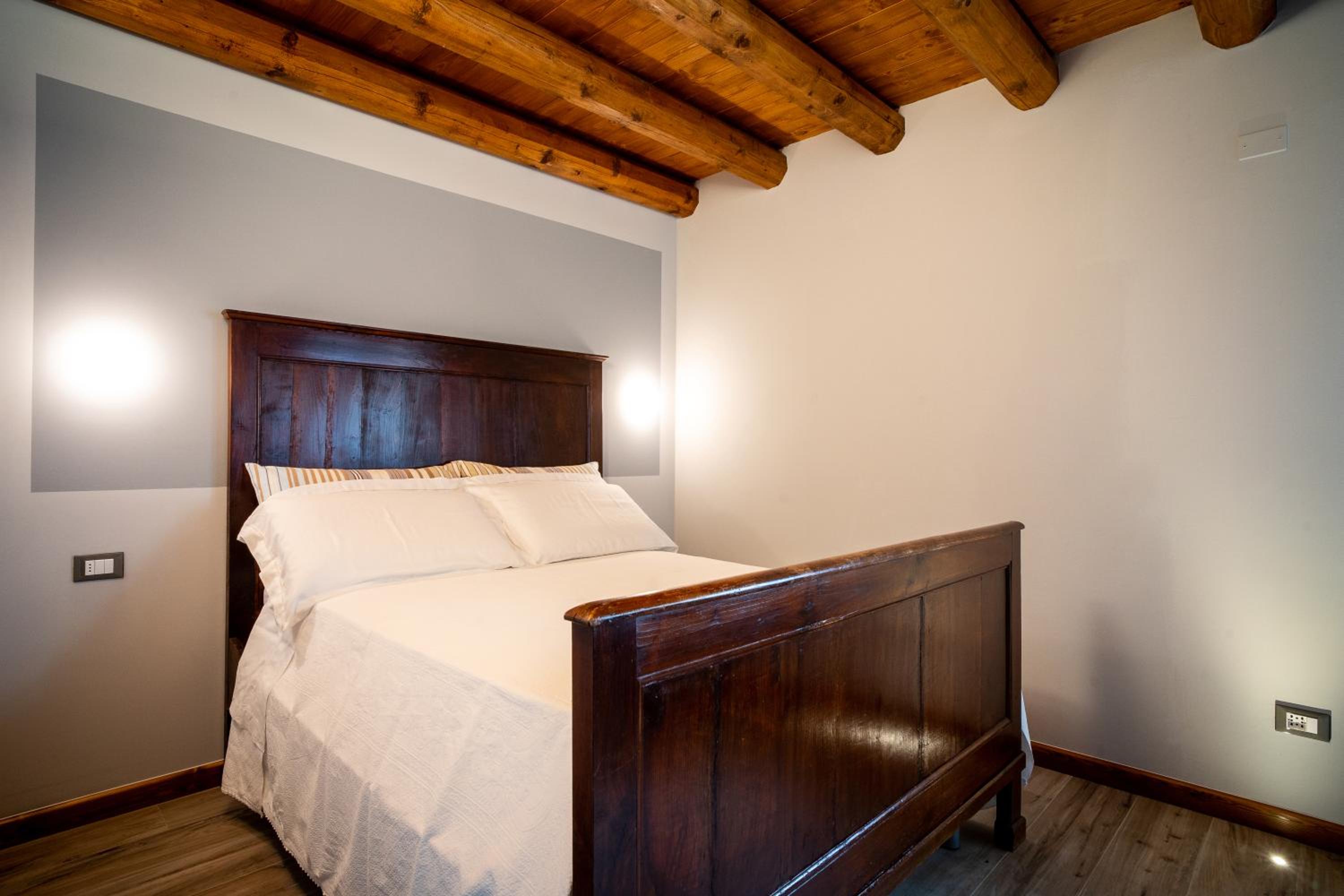 Double or Twin Room - Photo 2