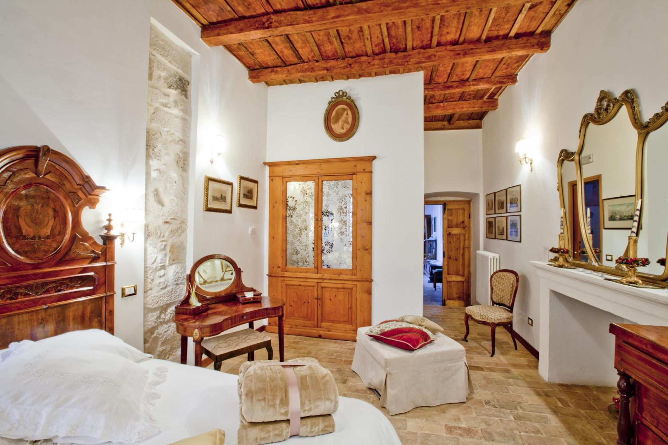 Double Room - Photo 1