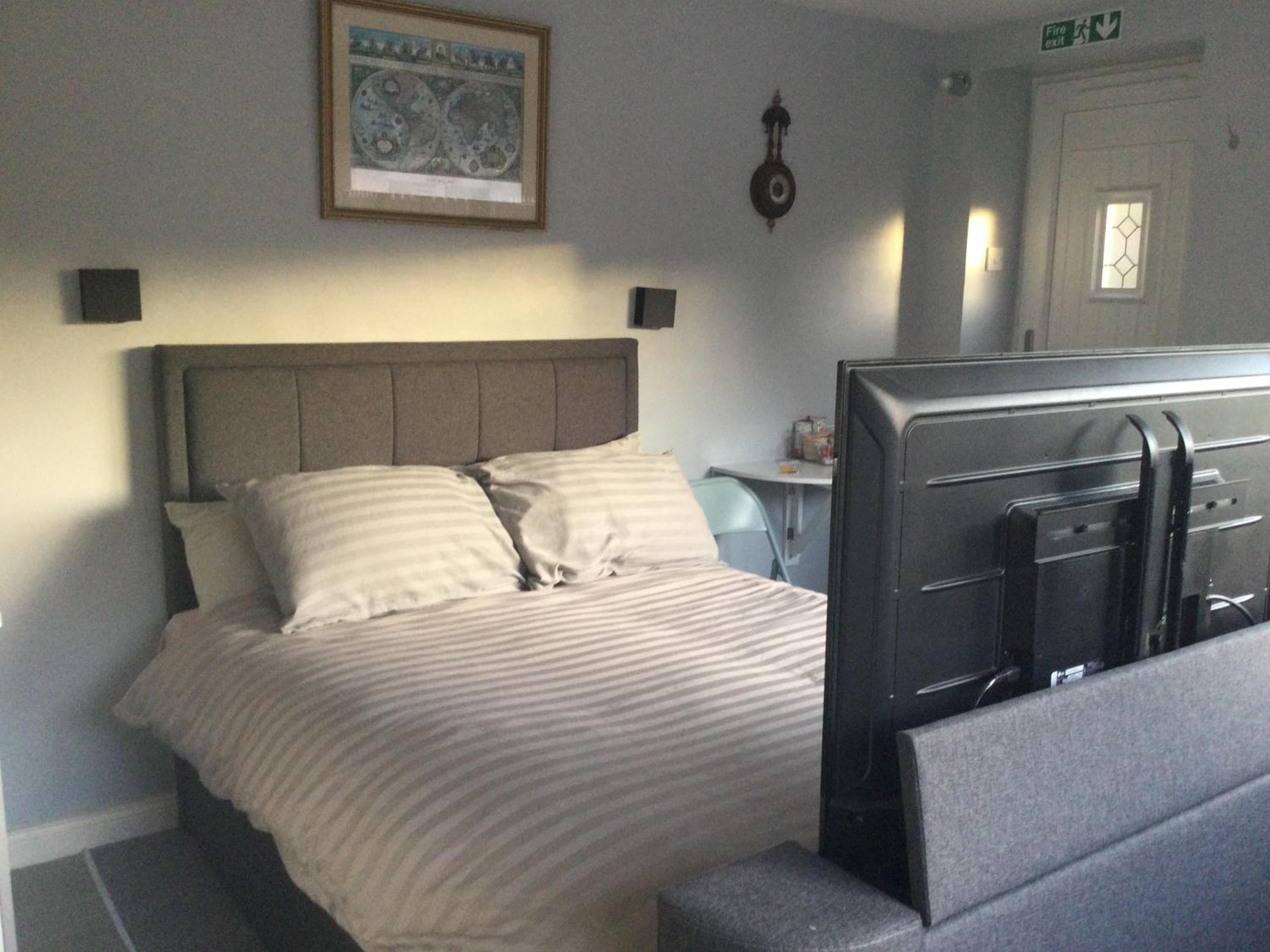 Deluxe Double Room - Photo 4