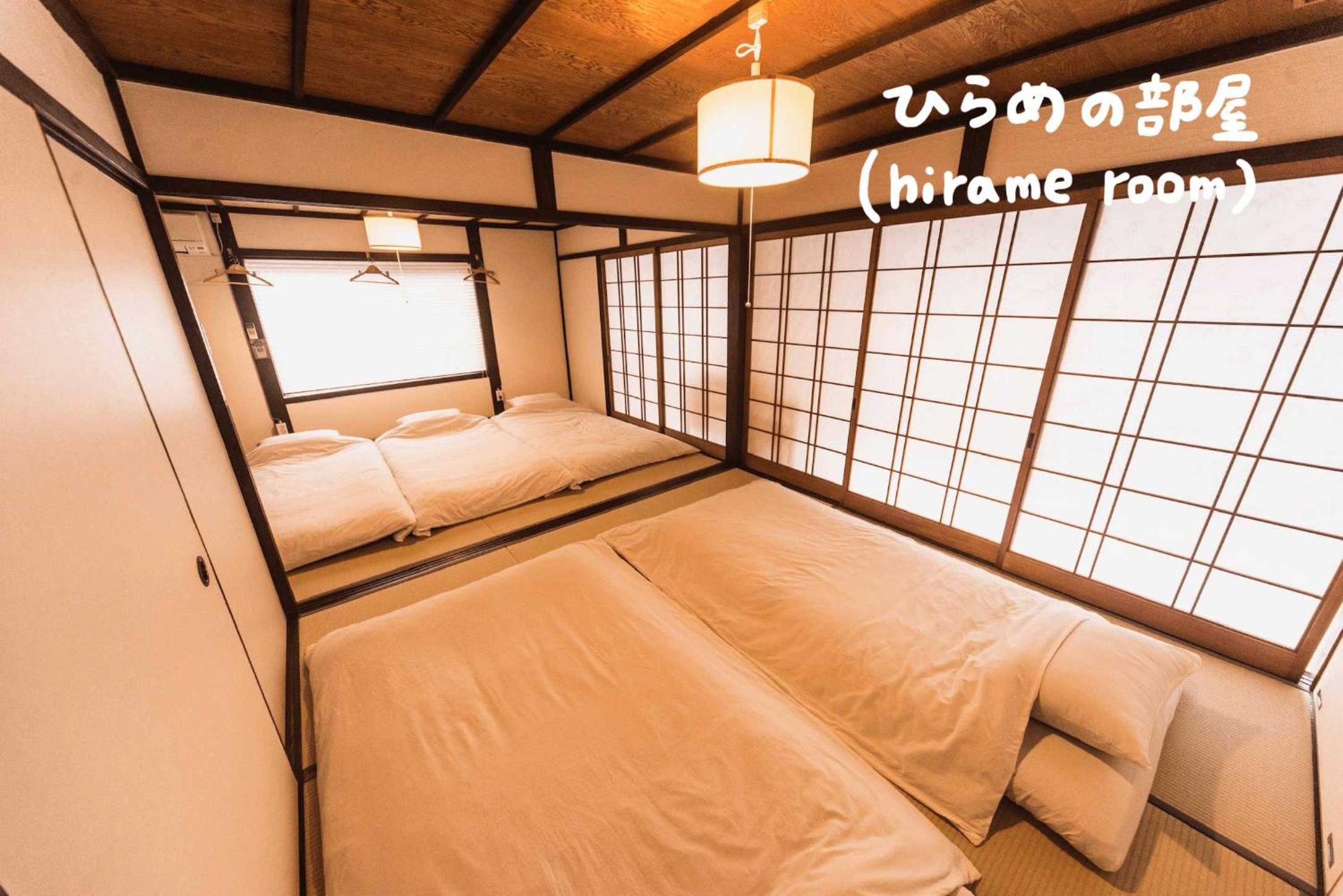Economy Quadruple Room with Shared Bathroom photo 2