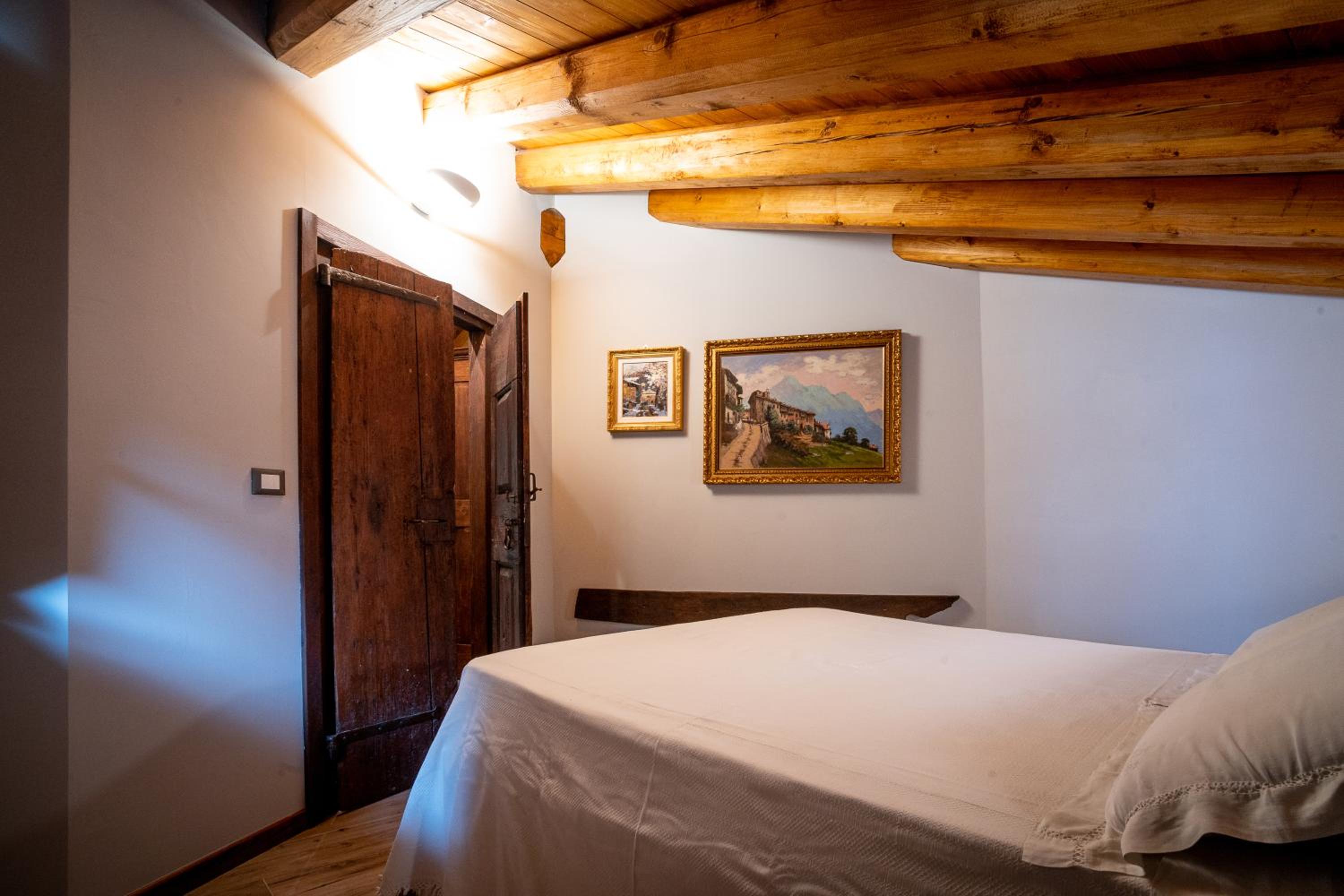 Suite with Sauna - Photo 13
