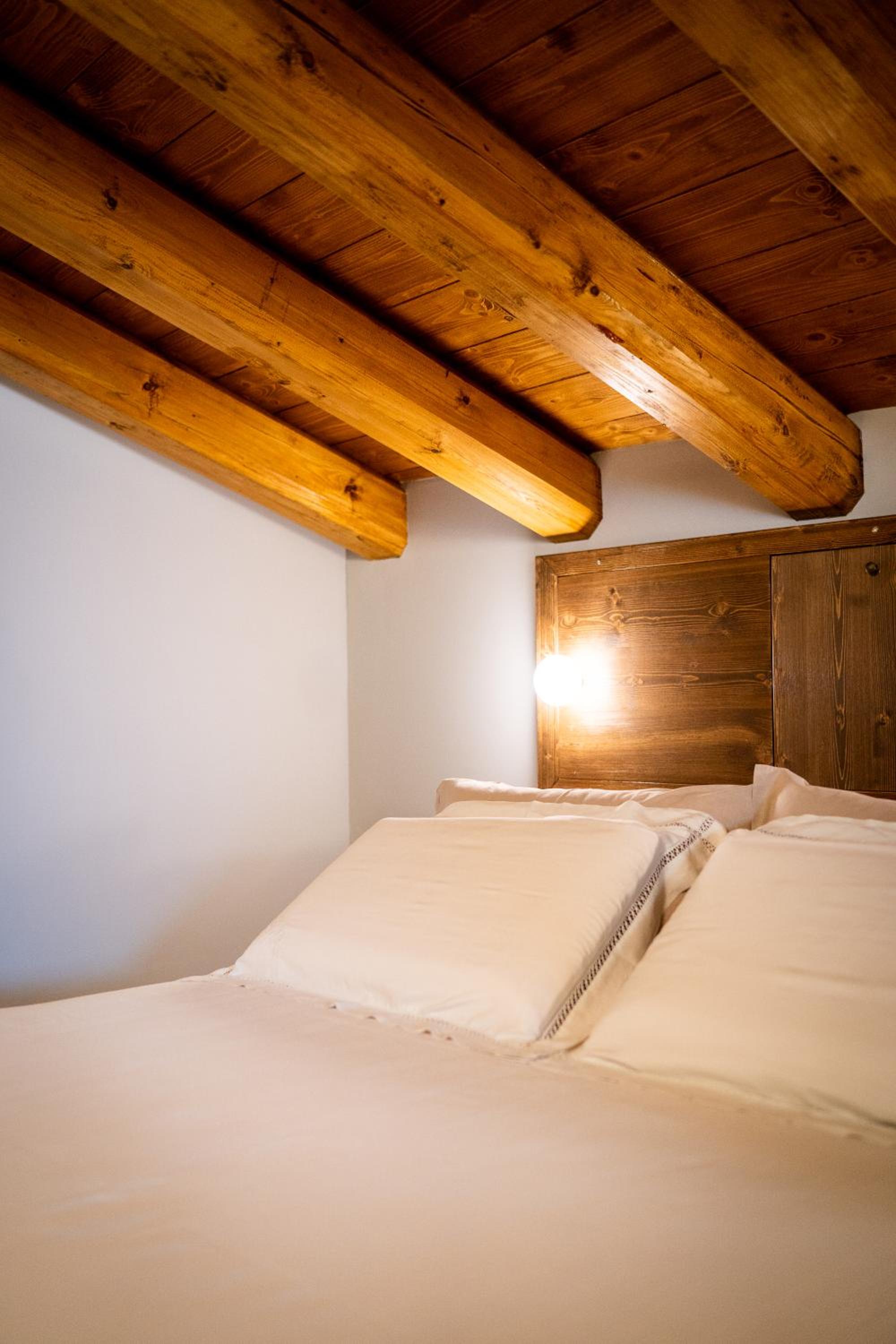 Suite with Sauna - Photo 9
