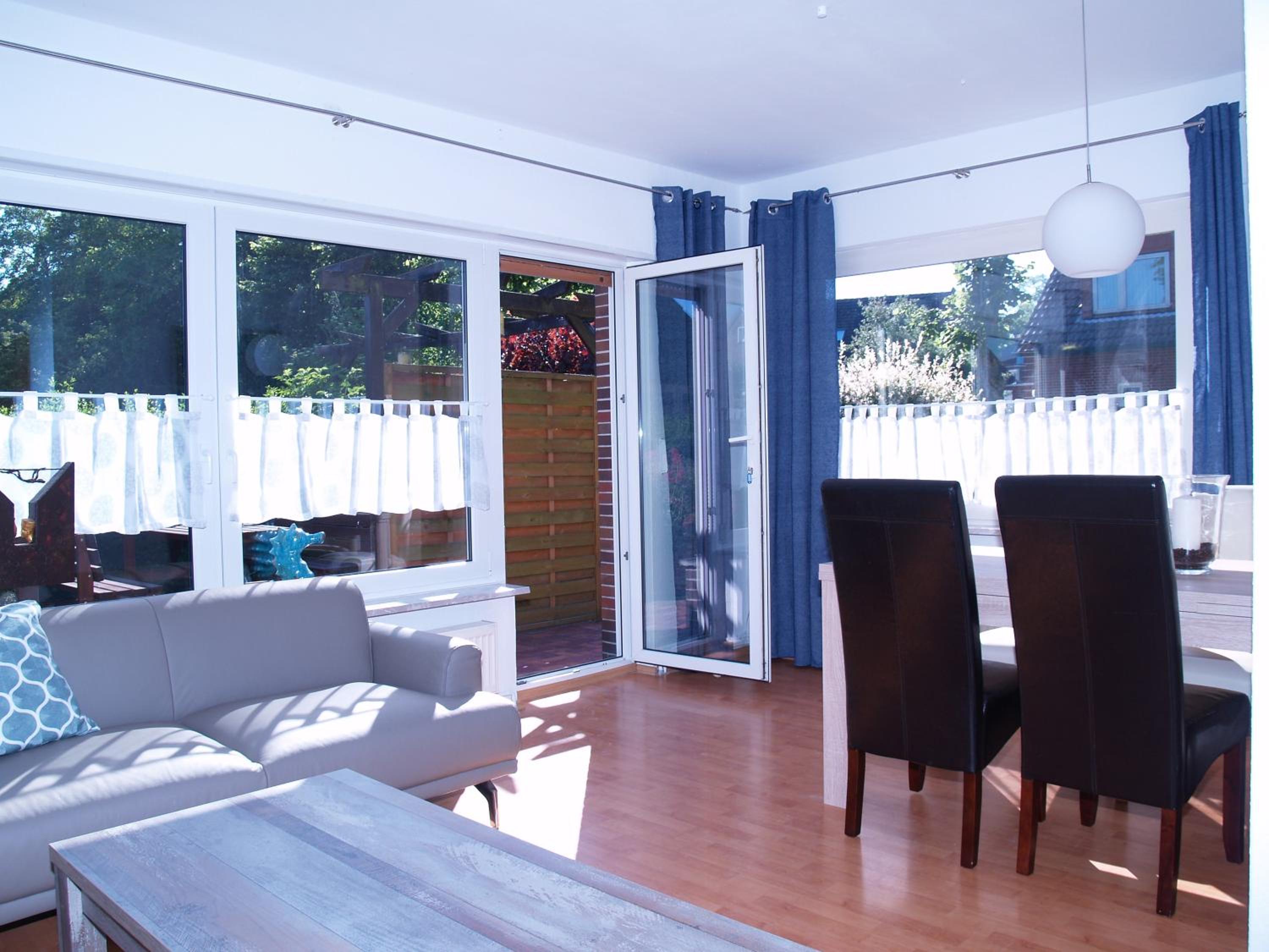 Two-Bedroom House photo 2