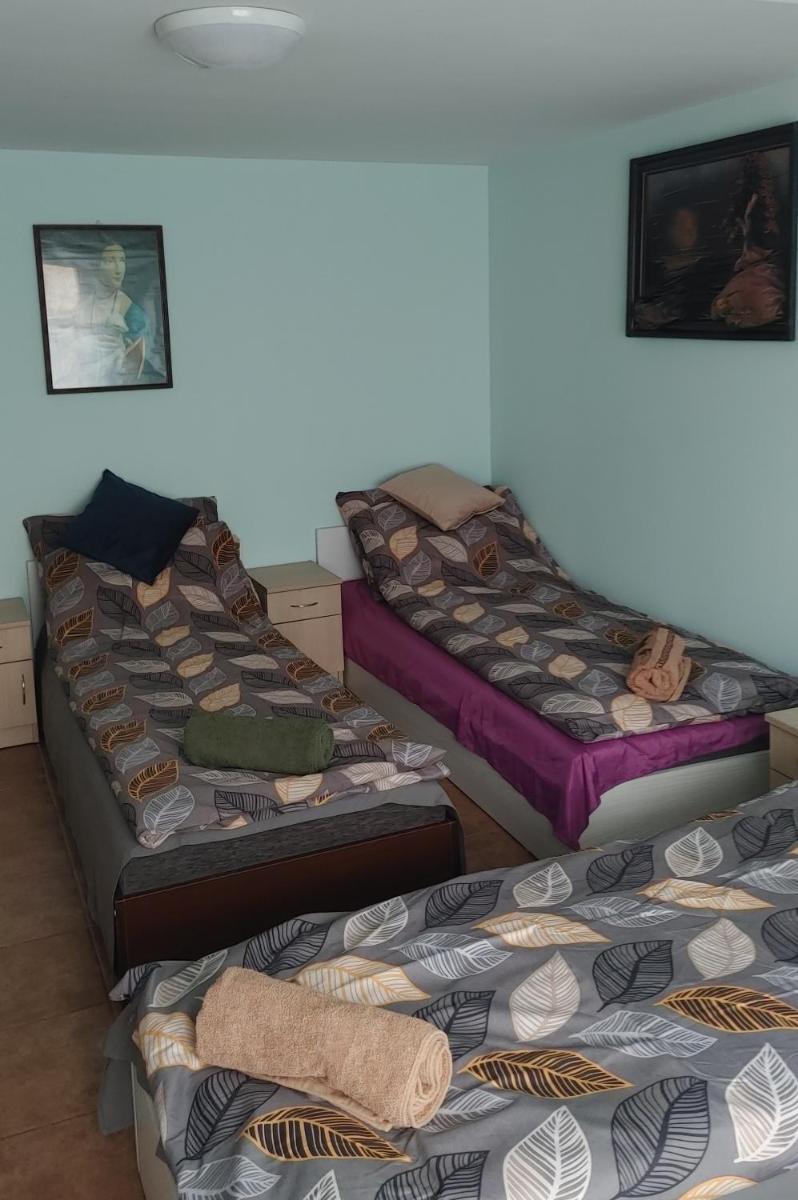 Classic Quadruple Room photo 3