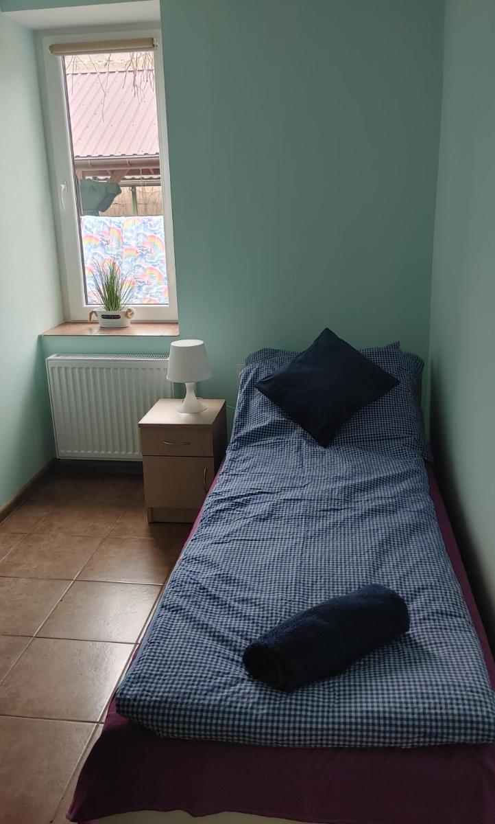 Small Single Room photo 2