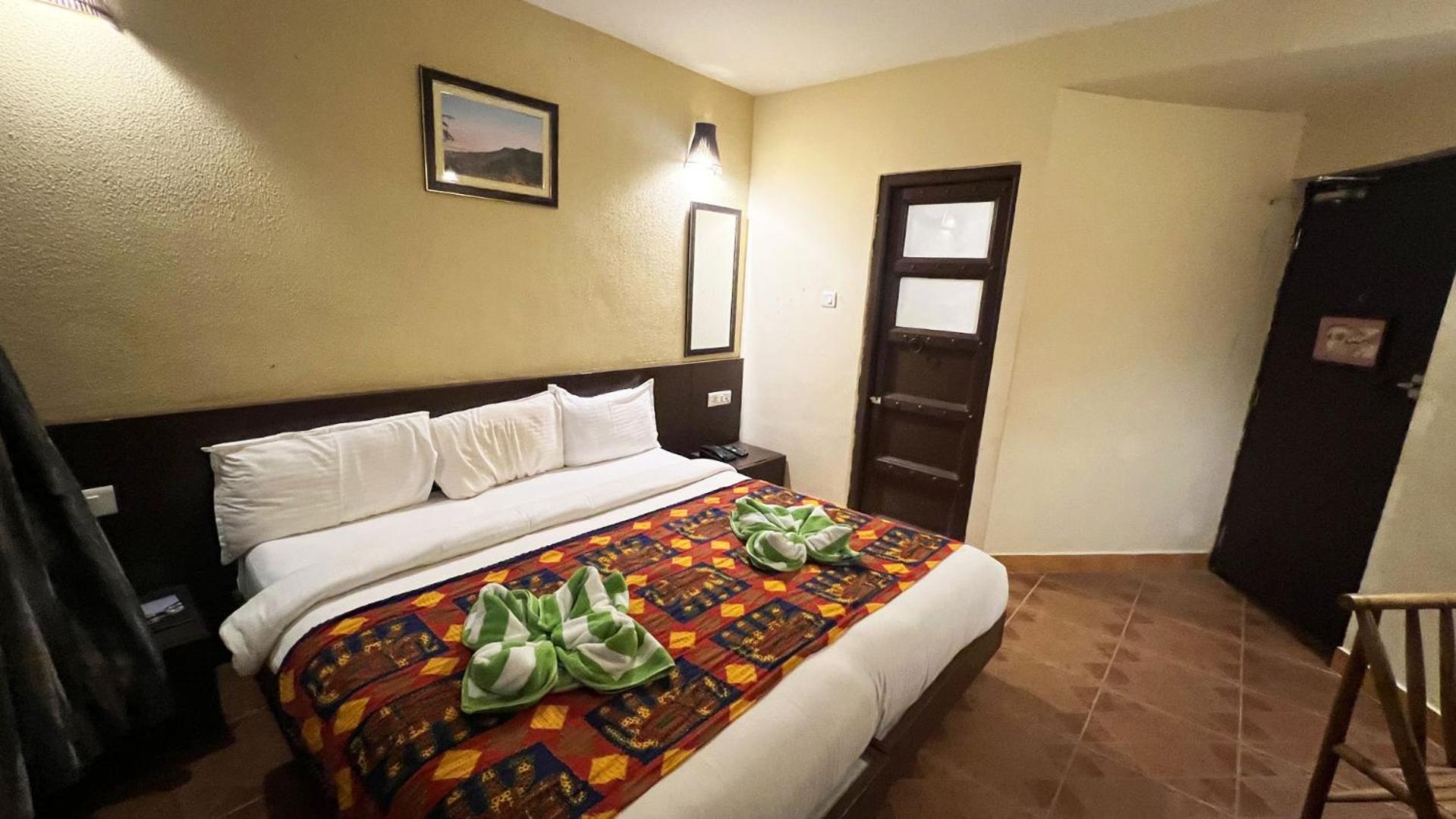 Deluxe Room - Photo 8