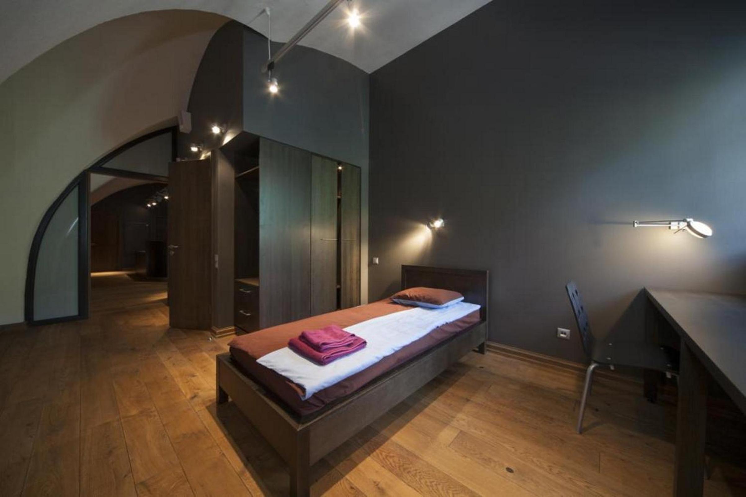 Single Room with Private Bathroom