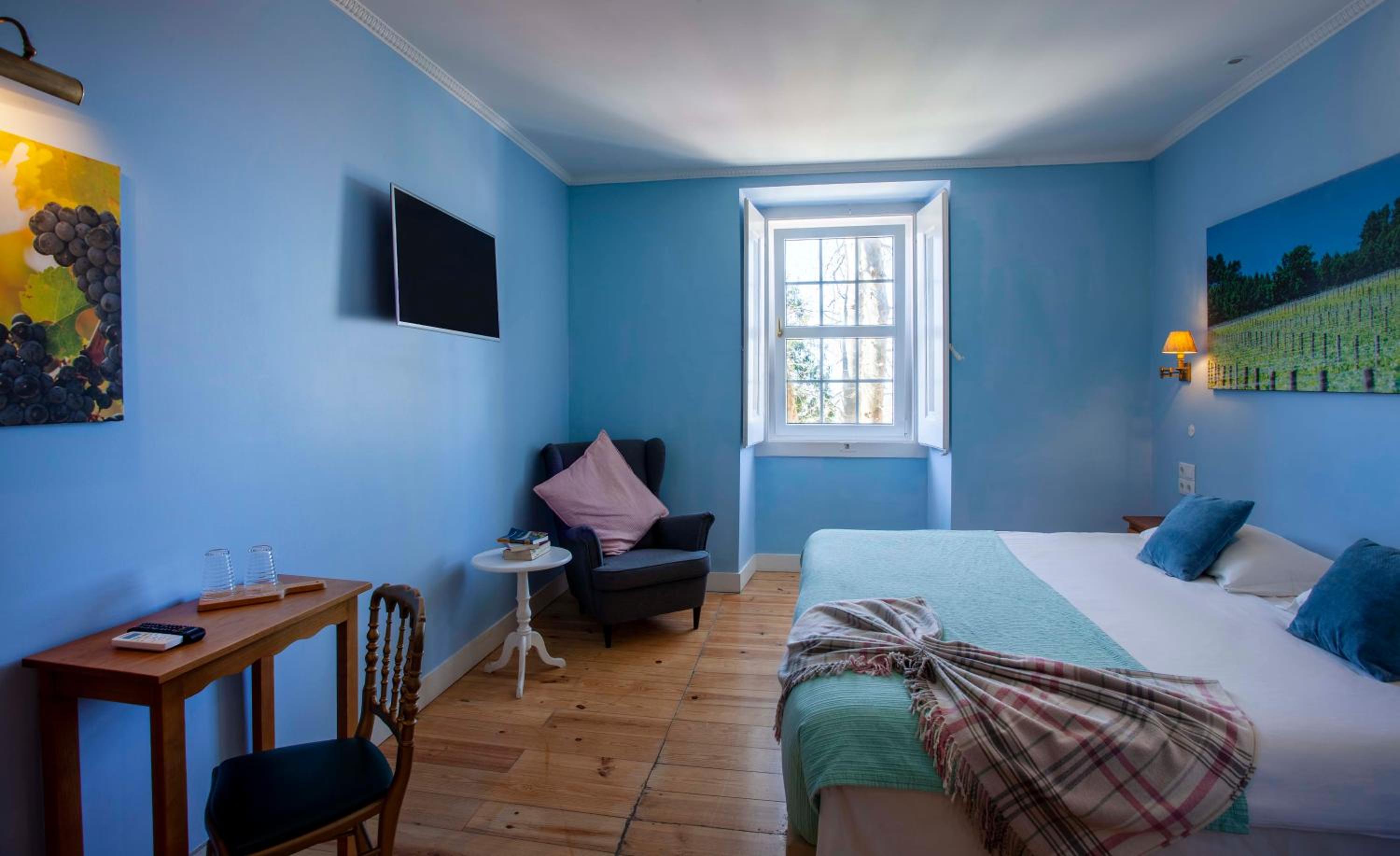 Superior Double or Twin Room - Photo 3