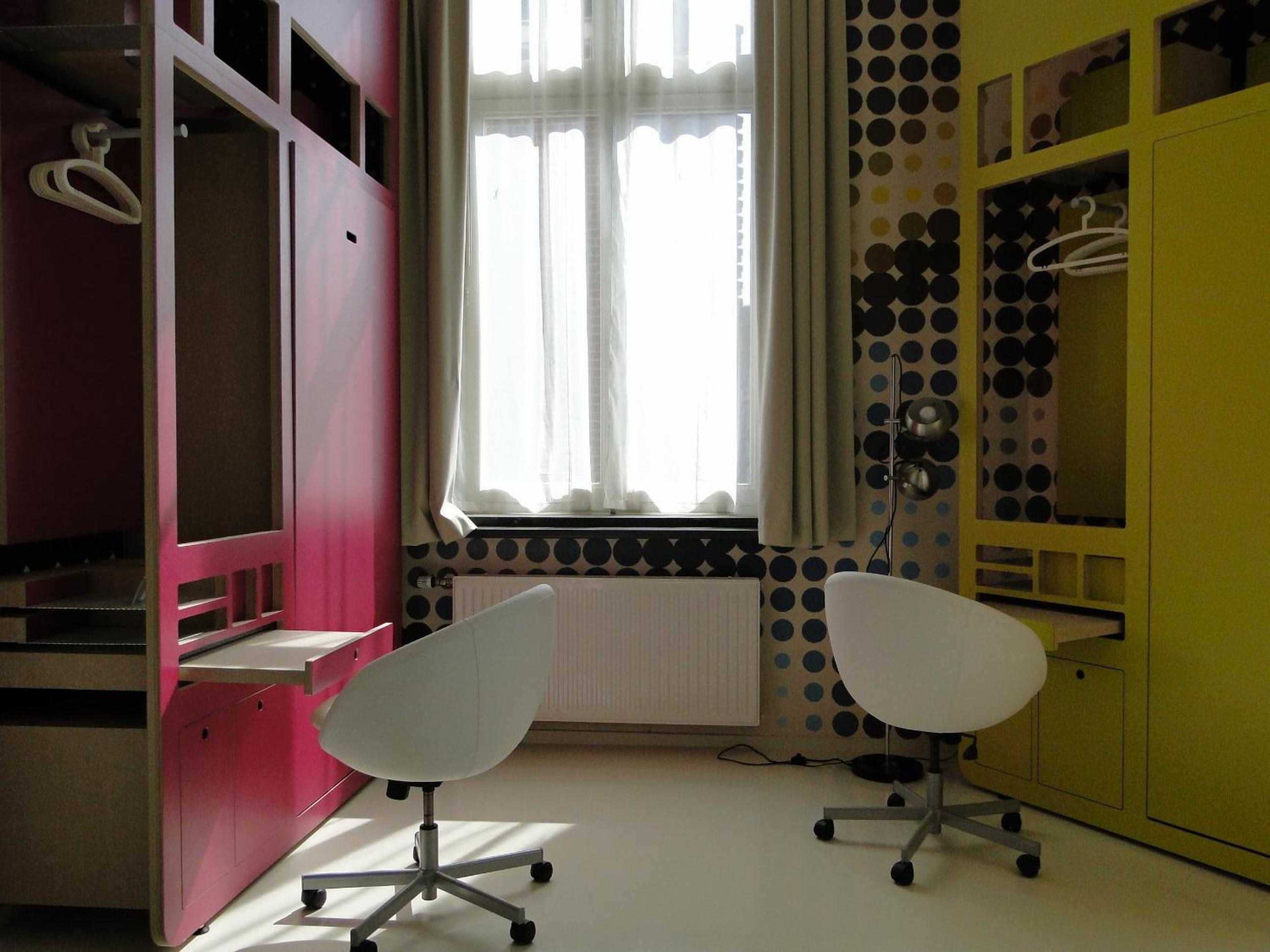 Twin Room - Photo 5
