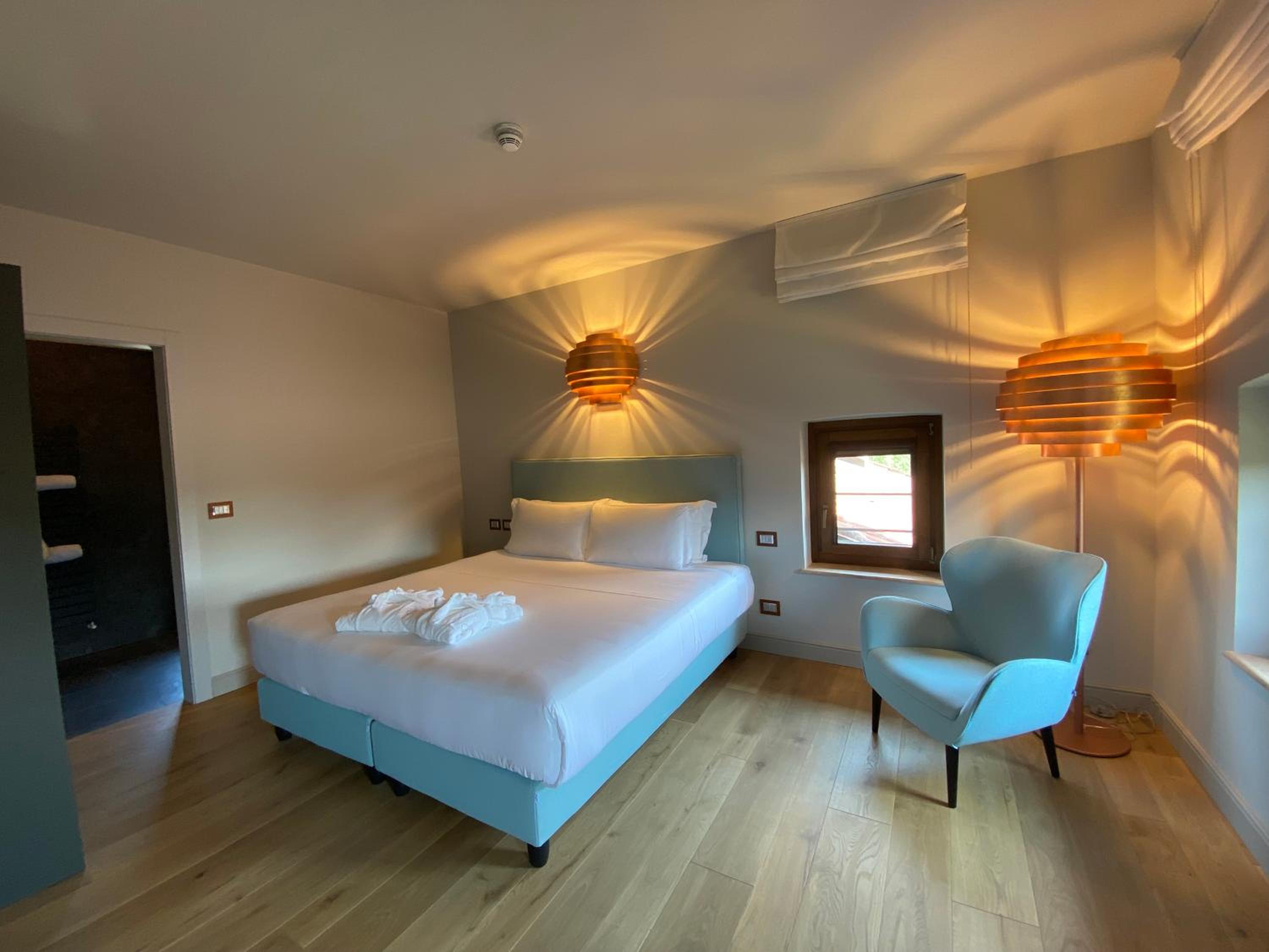 Deluxe Double or Twin Room photo 1
