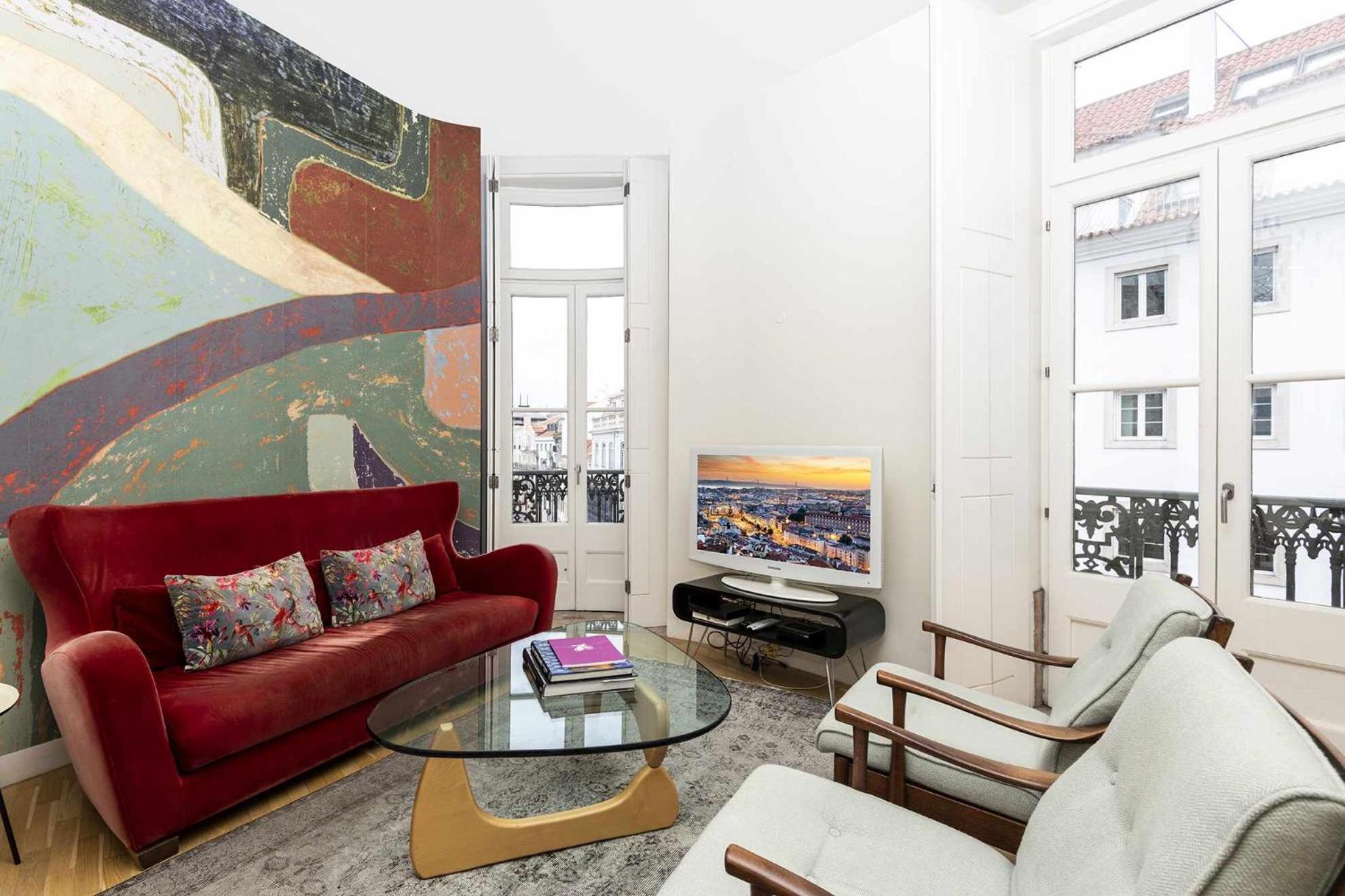 Apartment with Balcony photo 2