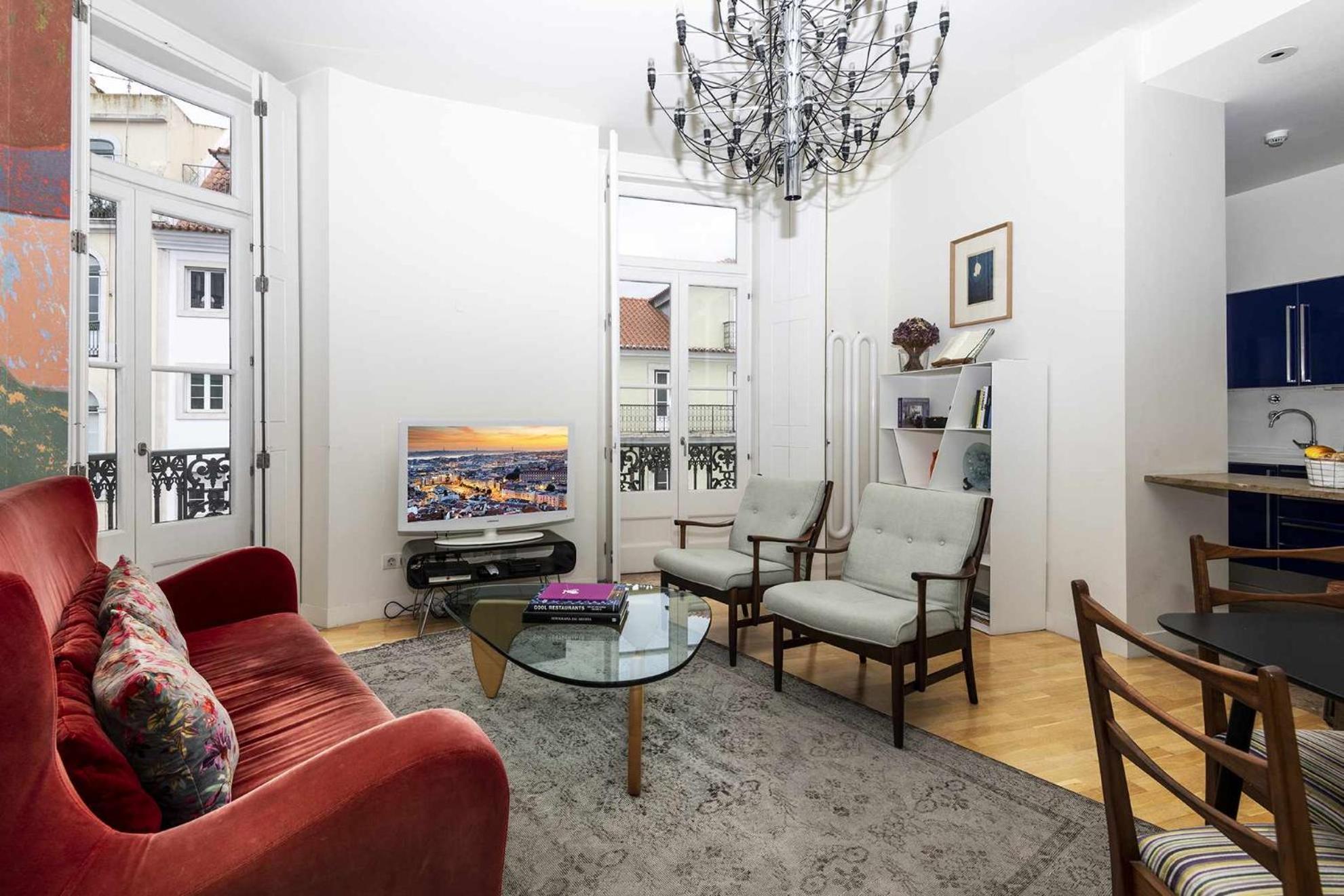 Apartment with Balcony photo 1