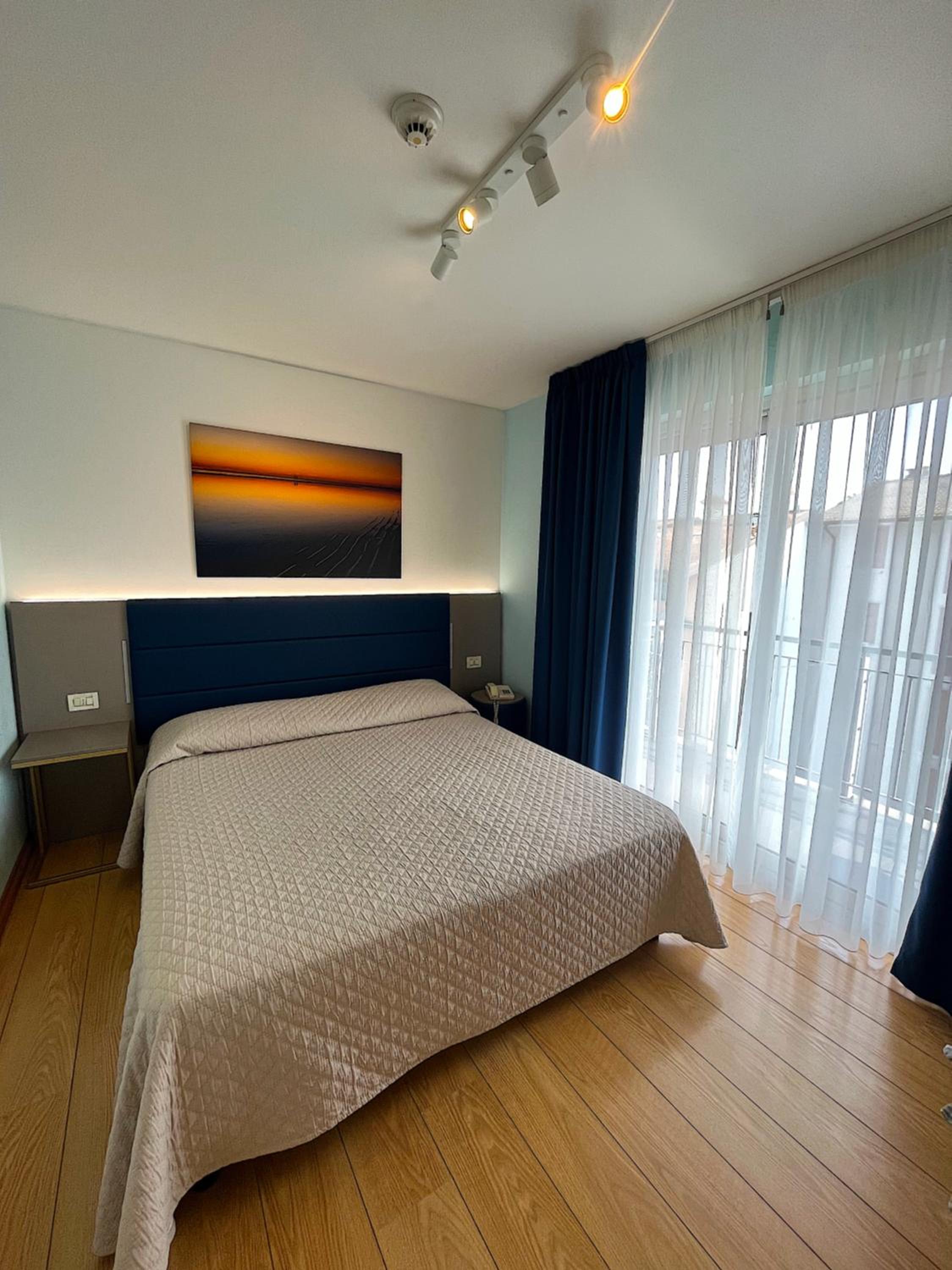 Double Room - Photo 20