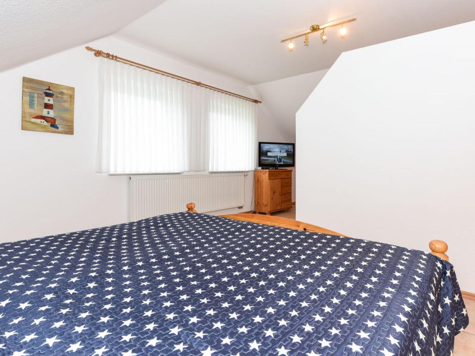 Superior One-Bedroom Apartment photo 2