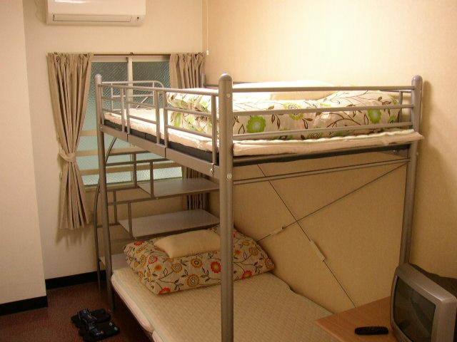 Twin Room - Photo 1