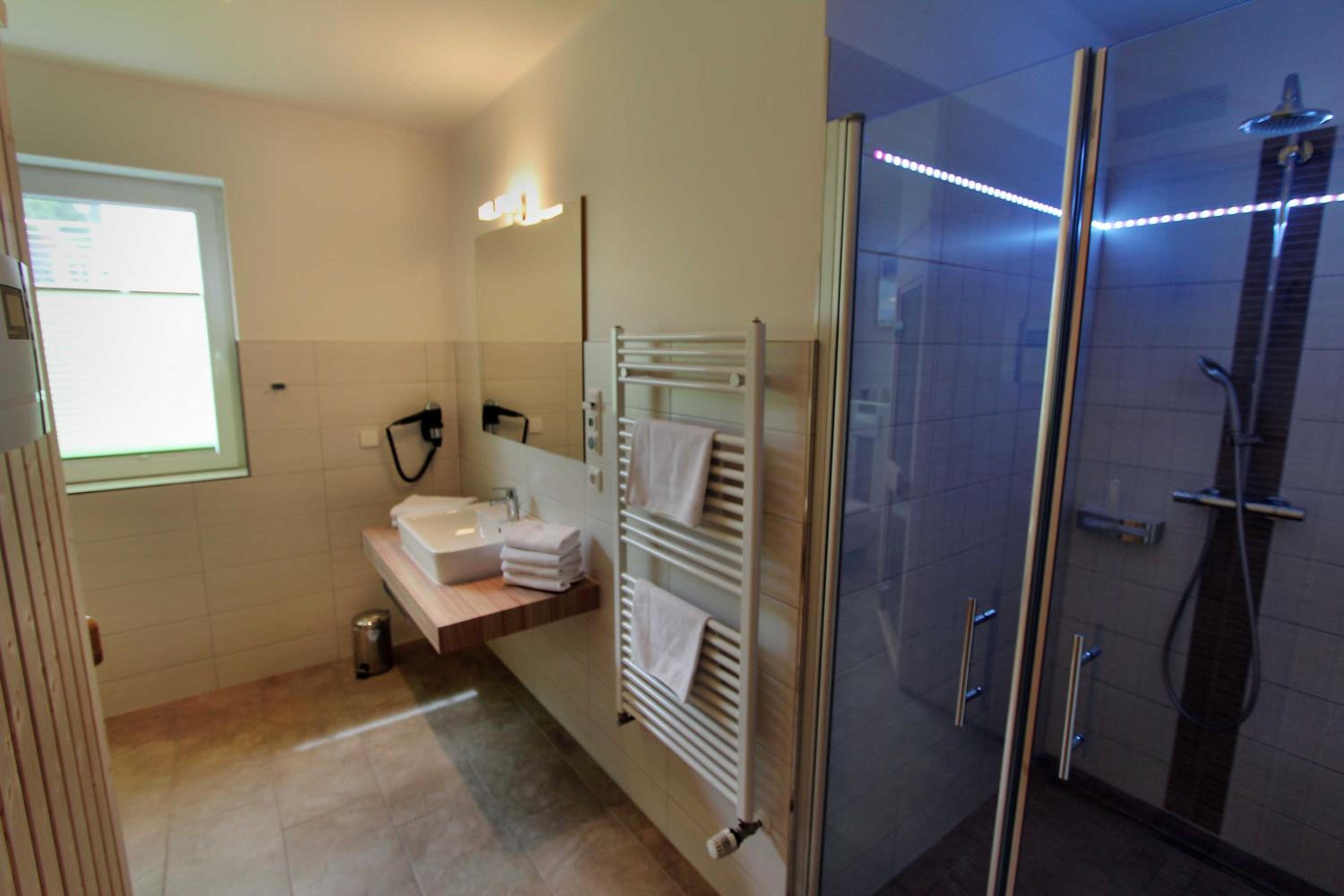 Two-Bedroom Apartment with Terrace photo 3