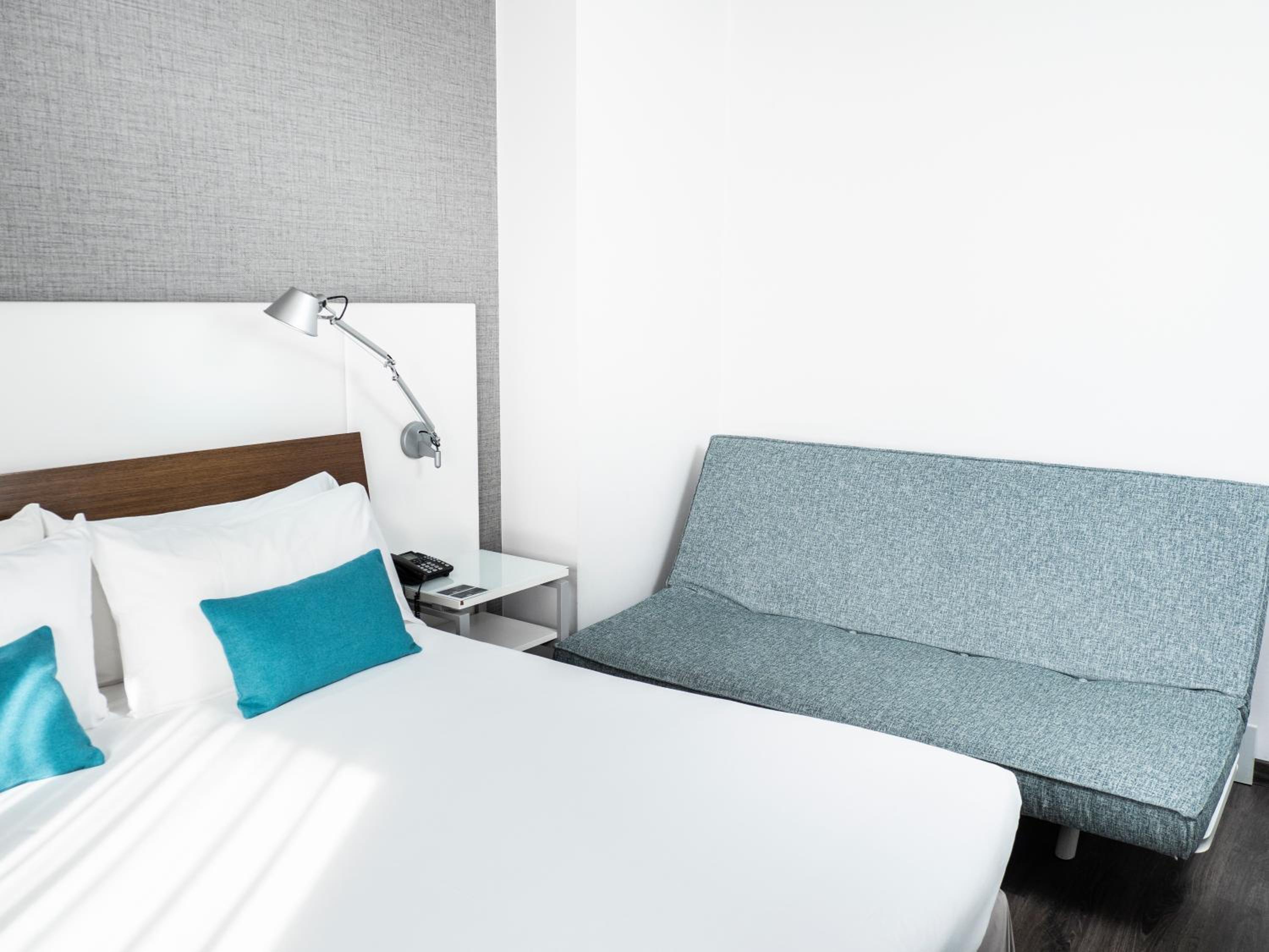 Standard Double Room - Photo 6