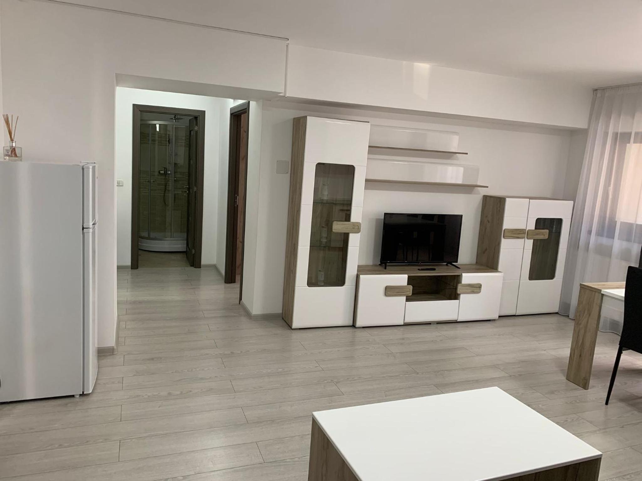 Apartment - Ground Floor - Photo 1