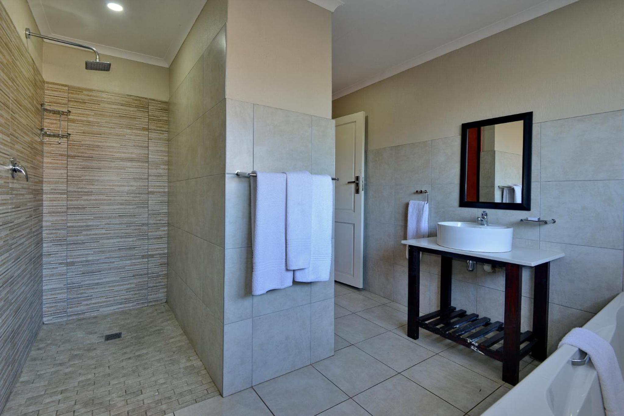 Villa with Private Pool photo 2