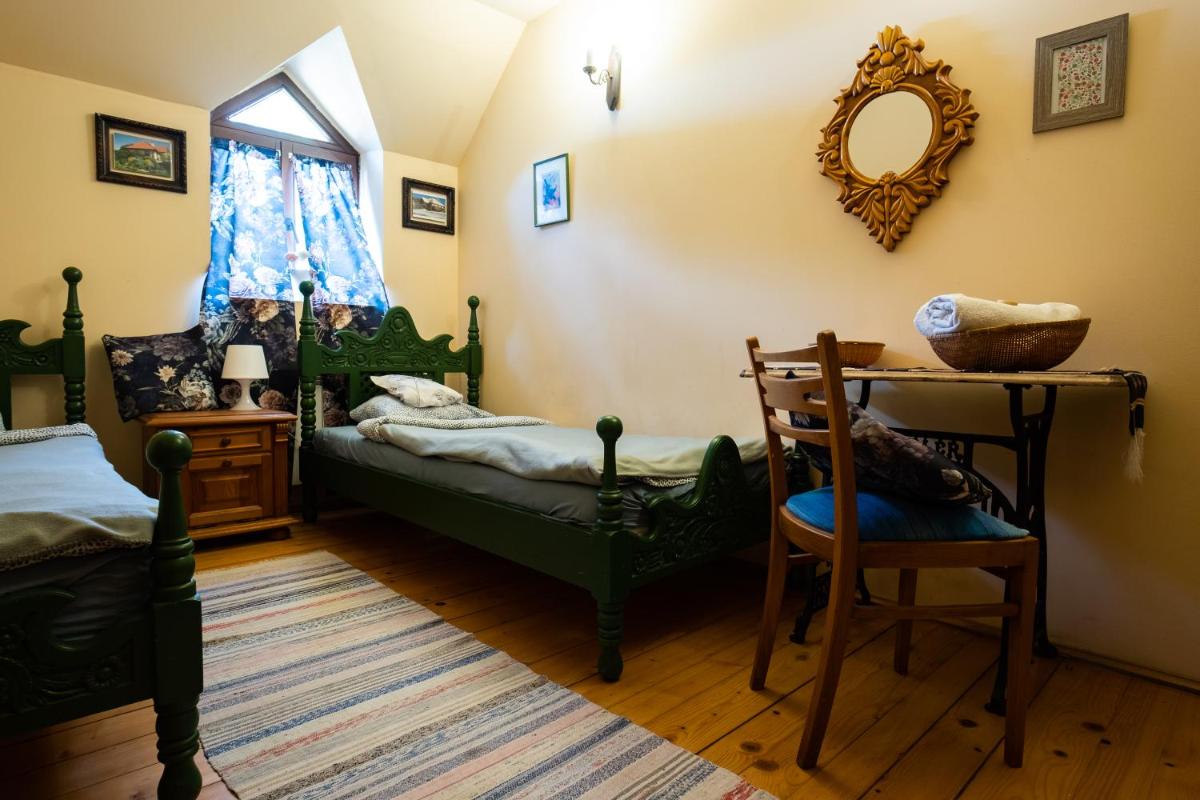 Triple Room with Shared Bathroom photo 3