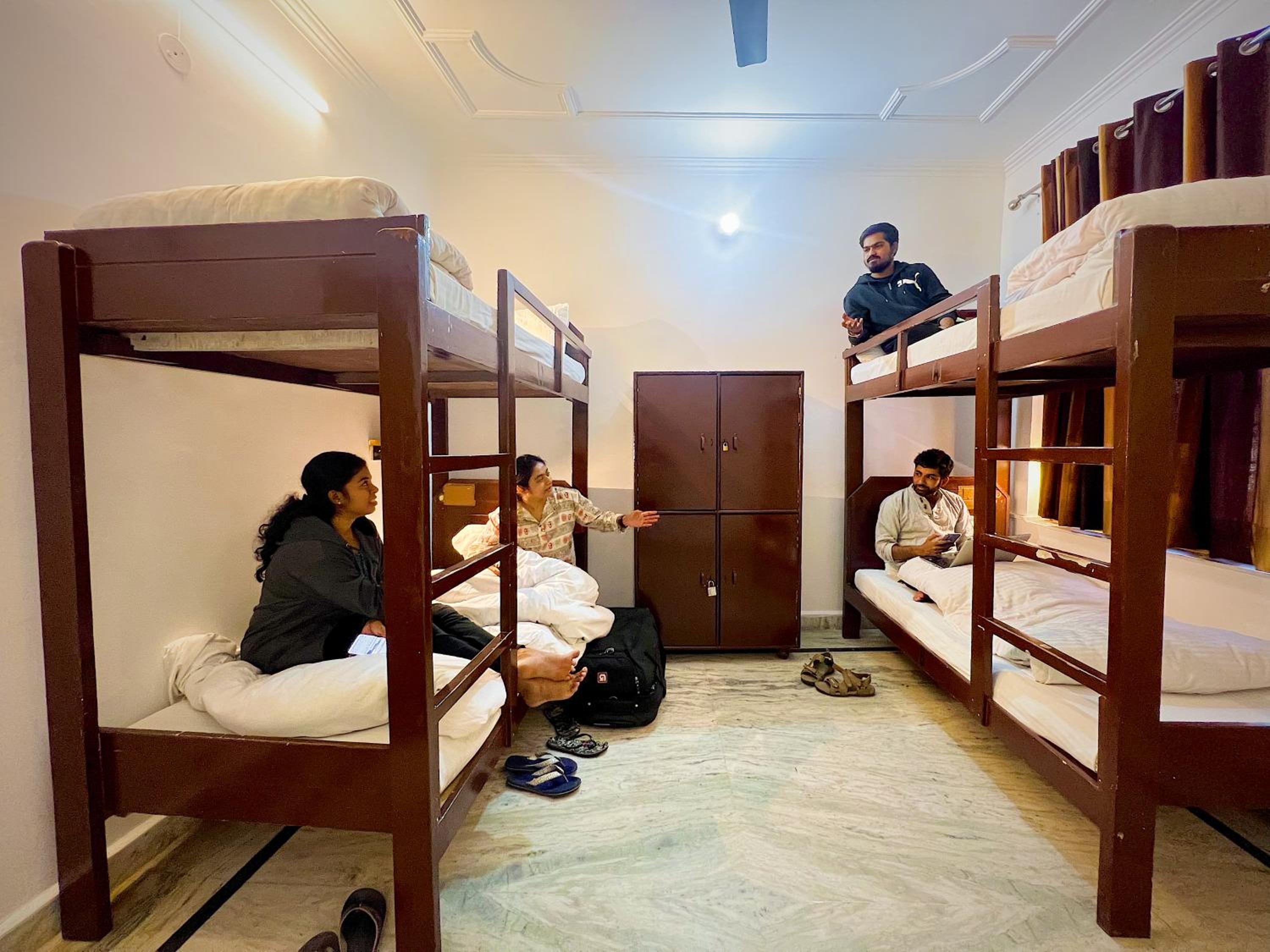 Bed in 4-Bed Dormitory Room photo 3