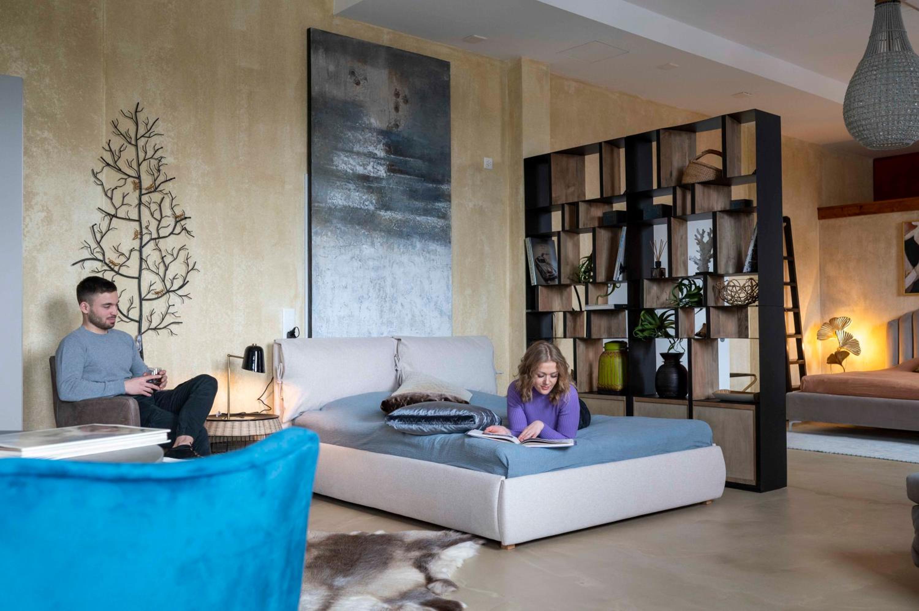 Family Room photo 3
