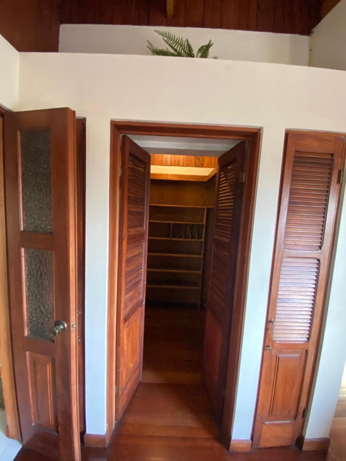Queen Suite photo 2
