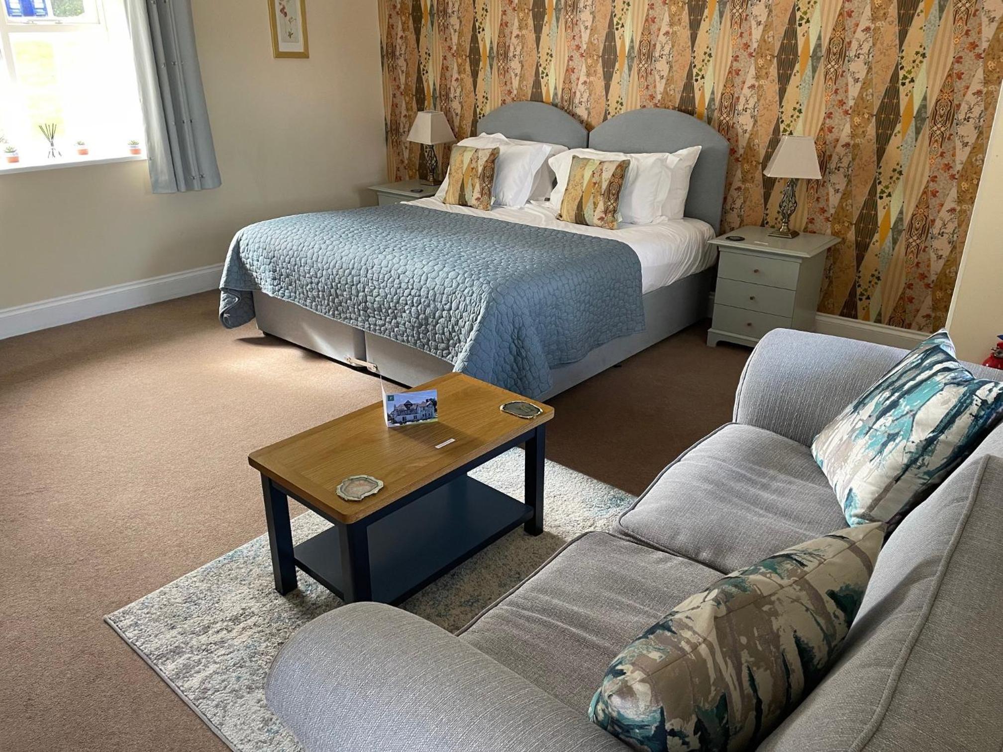 Deluxe Double Room with Shower