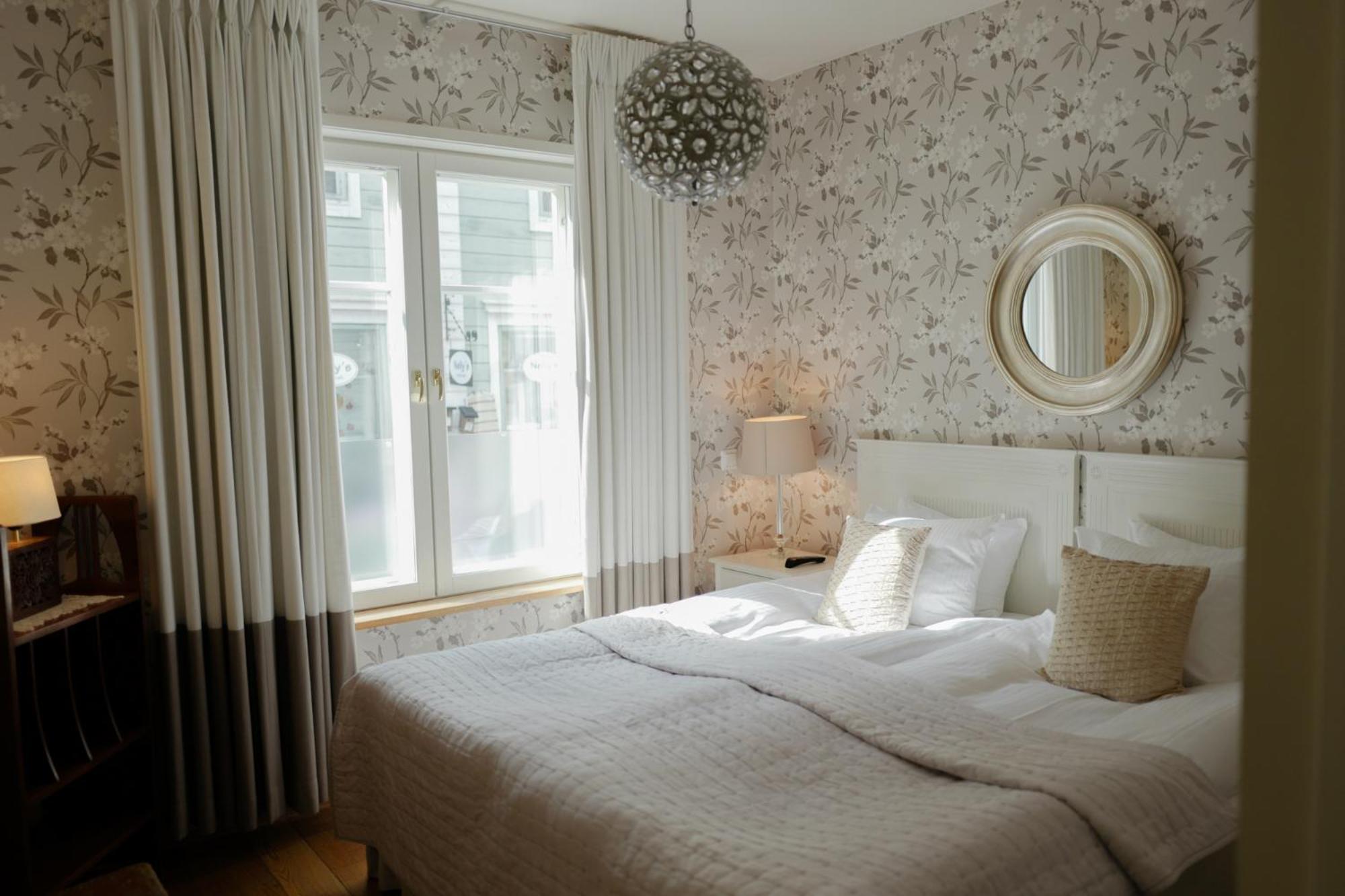 Standard Double or Twin Room photo 1