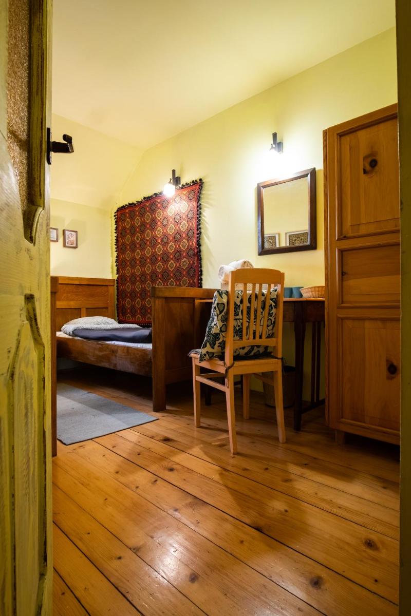 Small Twin Room photo 3