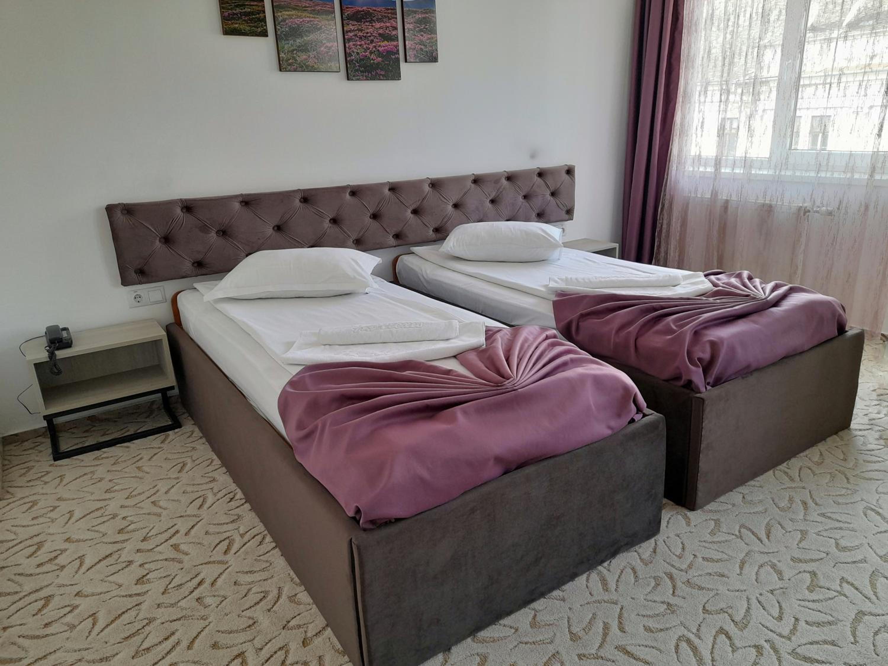 Standard Twin Room photo 3