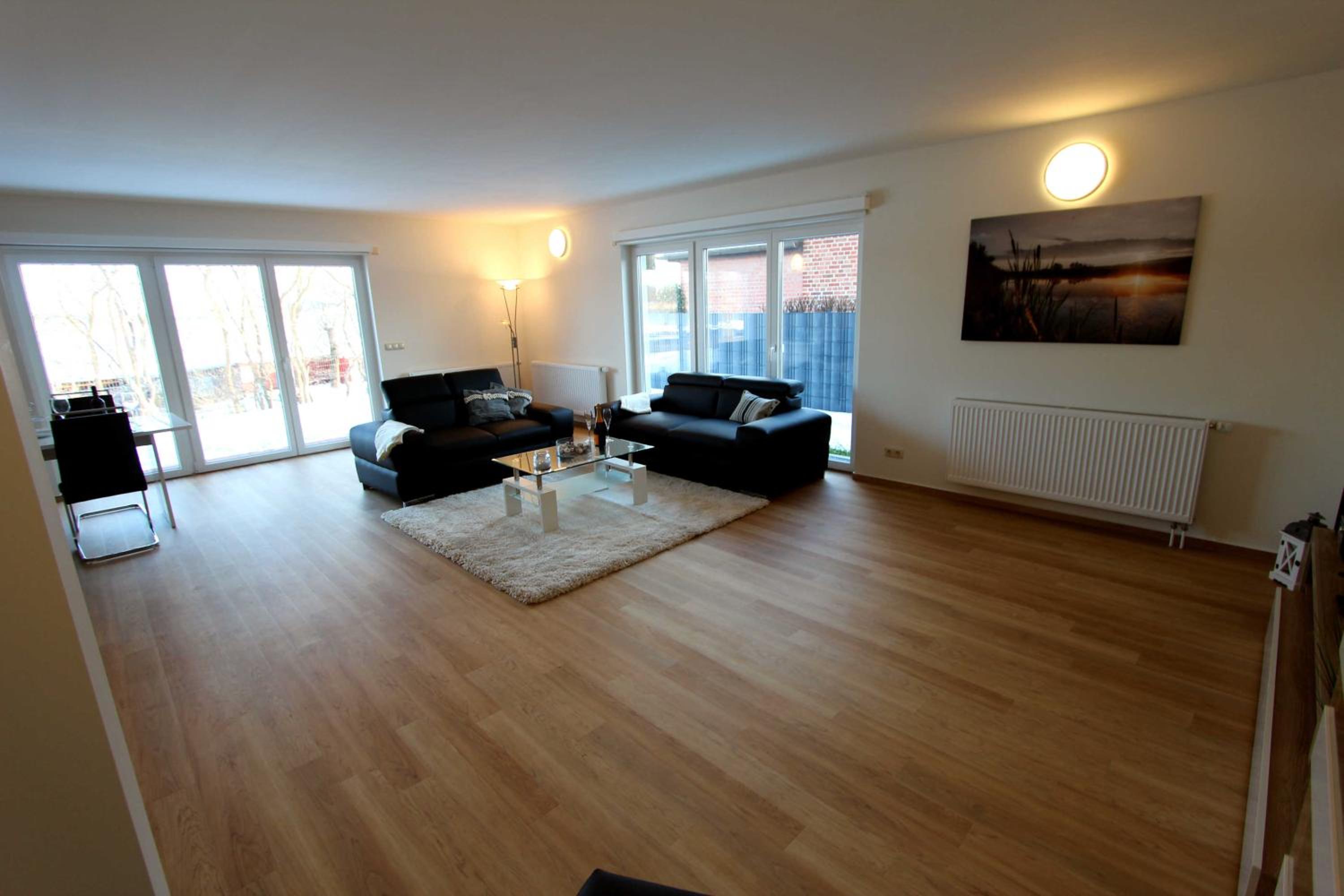 Two-Bedroom House photo 3