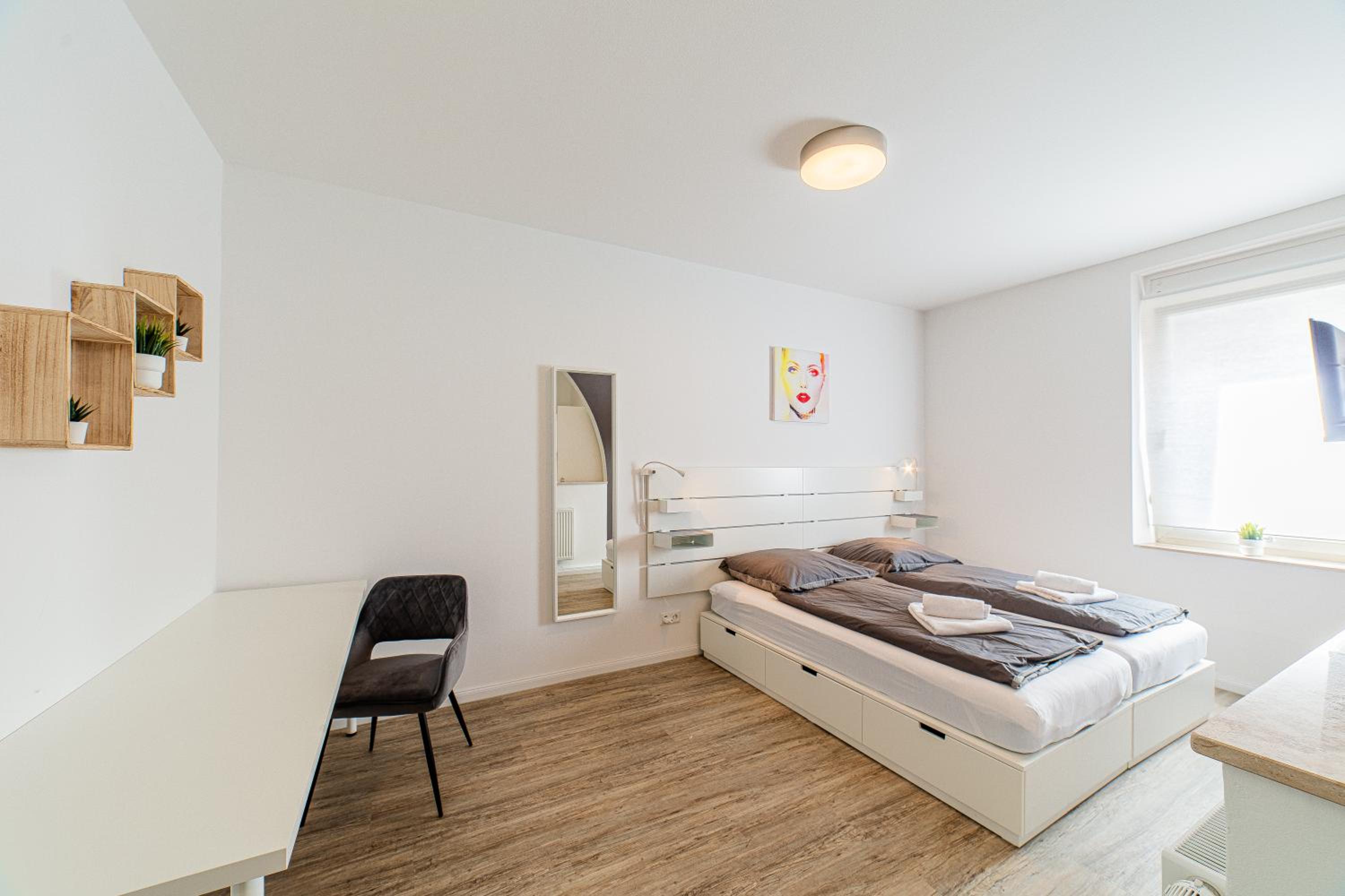 One-Bedroom Apartment photo 3