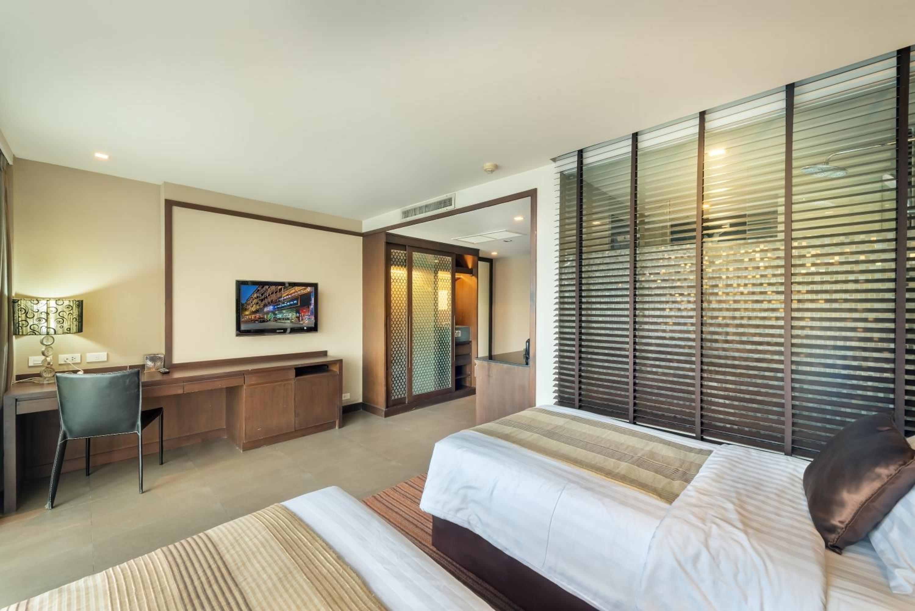 Deluxe Twin Room photo 3