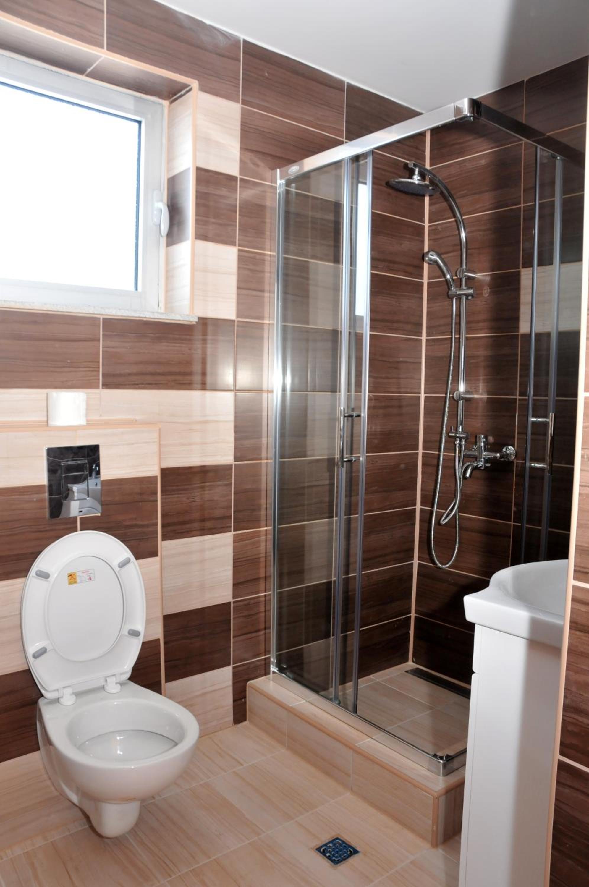 Twin Room - Photo 7
