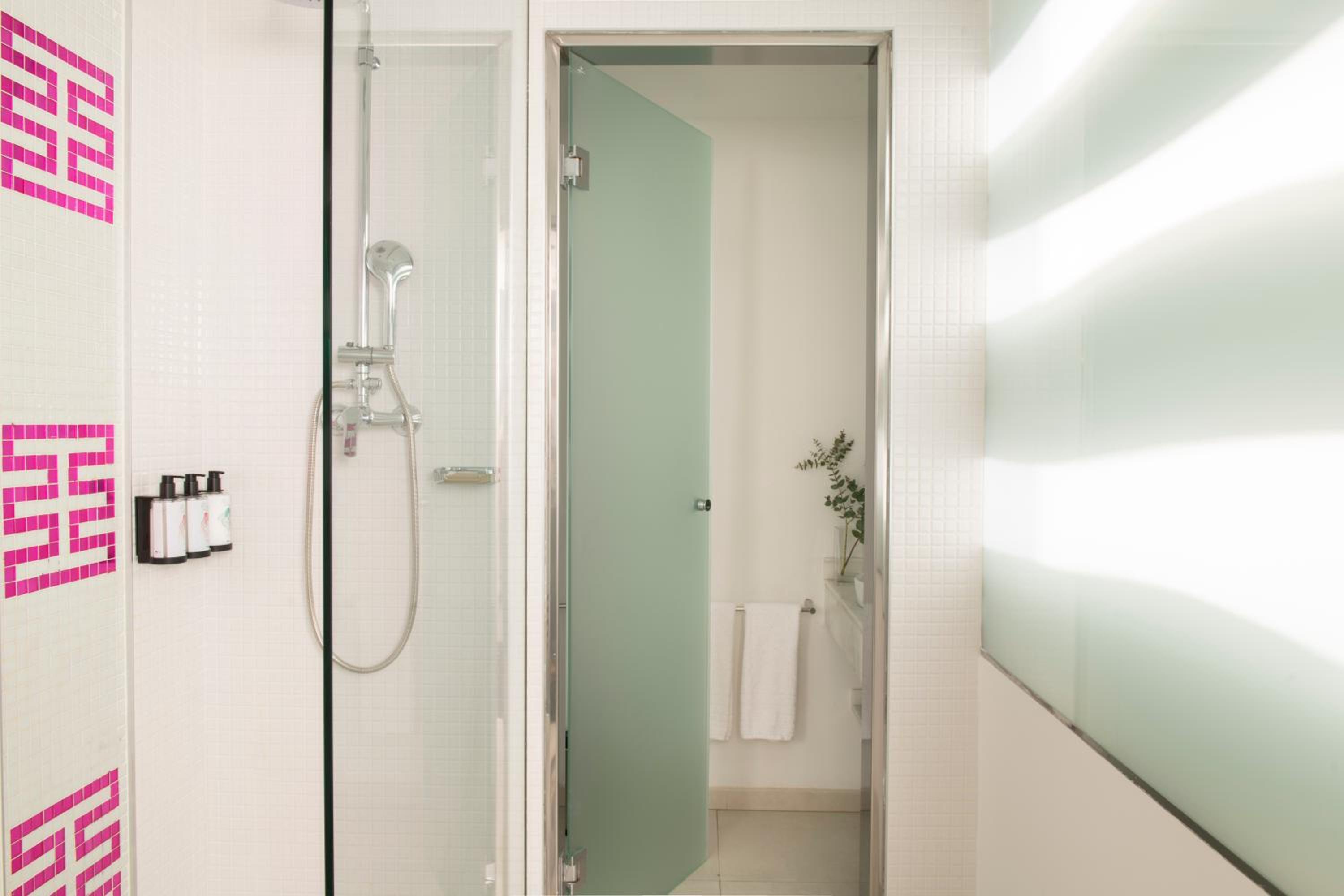 Double or Twin Room photo 2