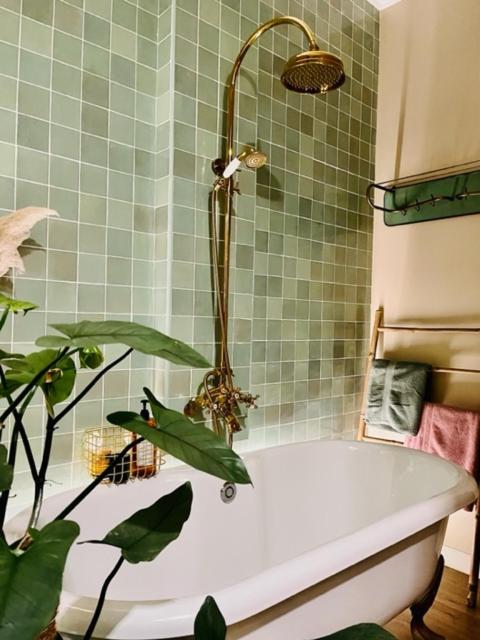 Double Room - Photo 8