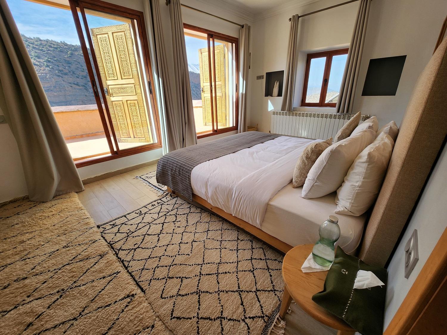 Superior Double or Twin Room with Mountain View photo 3