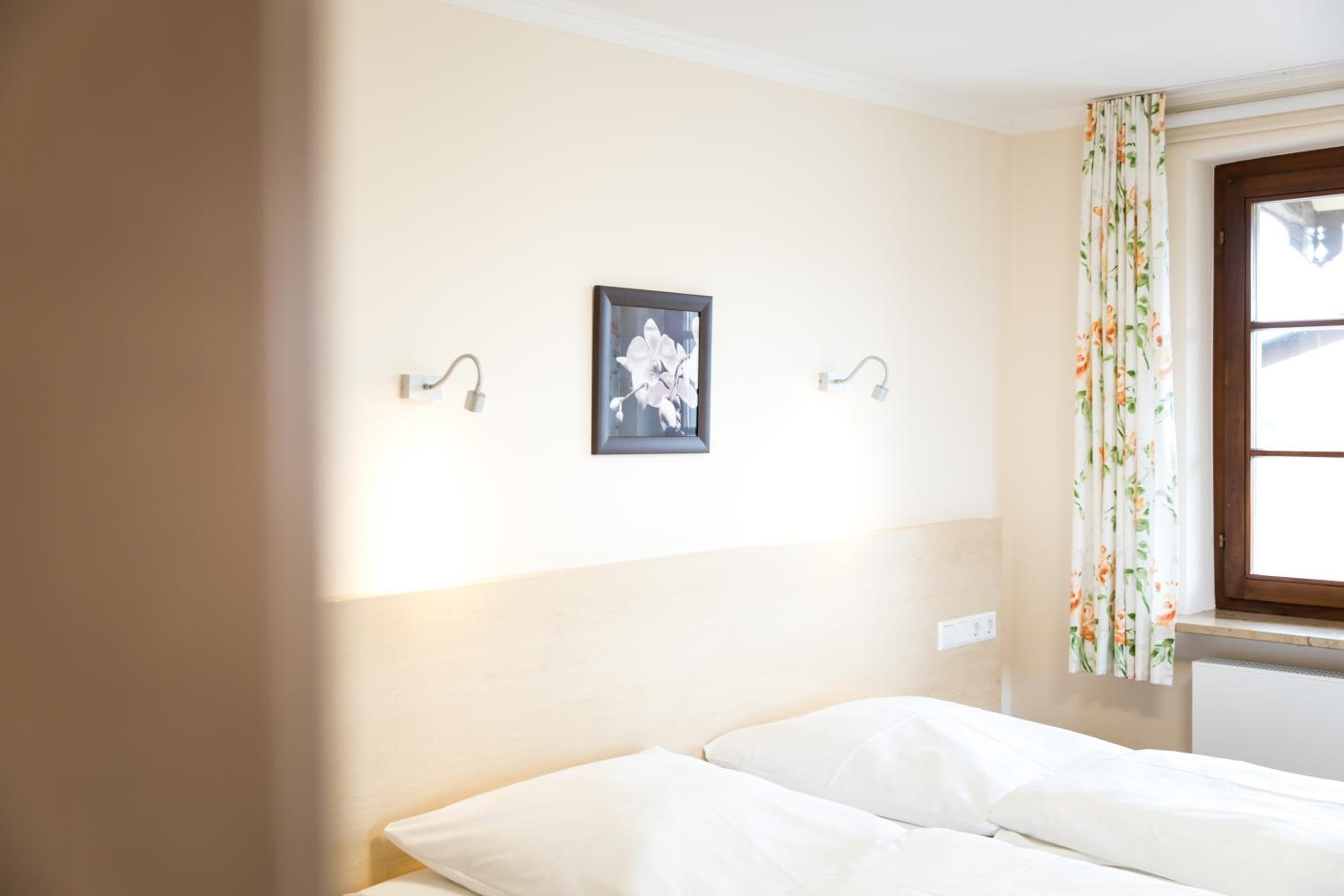 Double Room - Photo 3