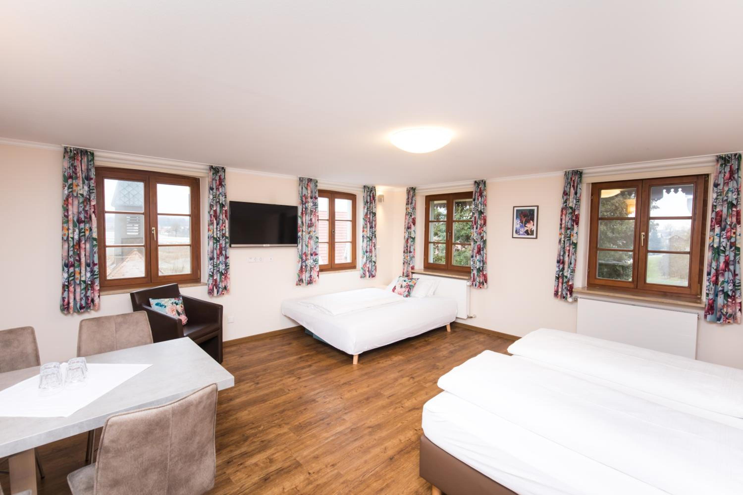 Triple Room - Photo 1